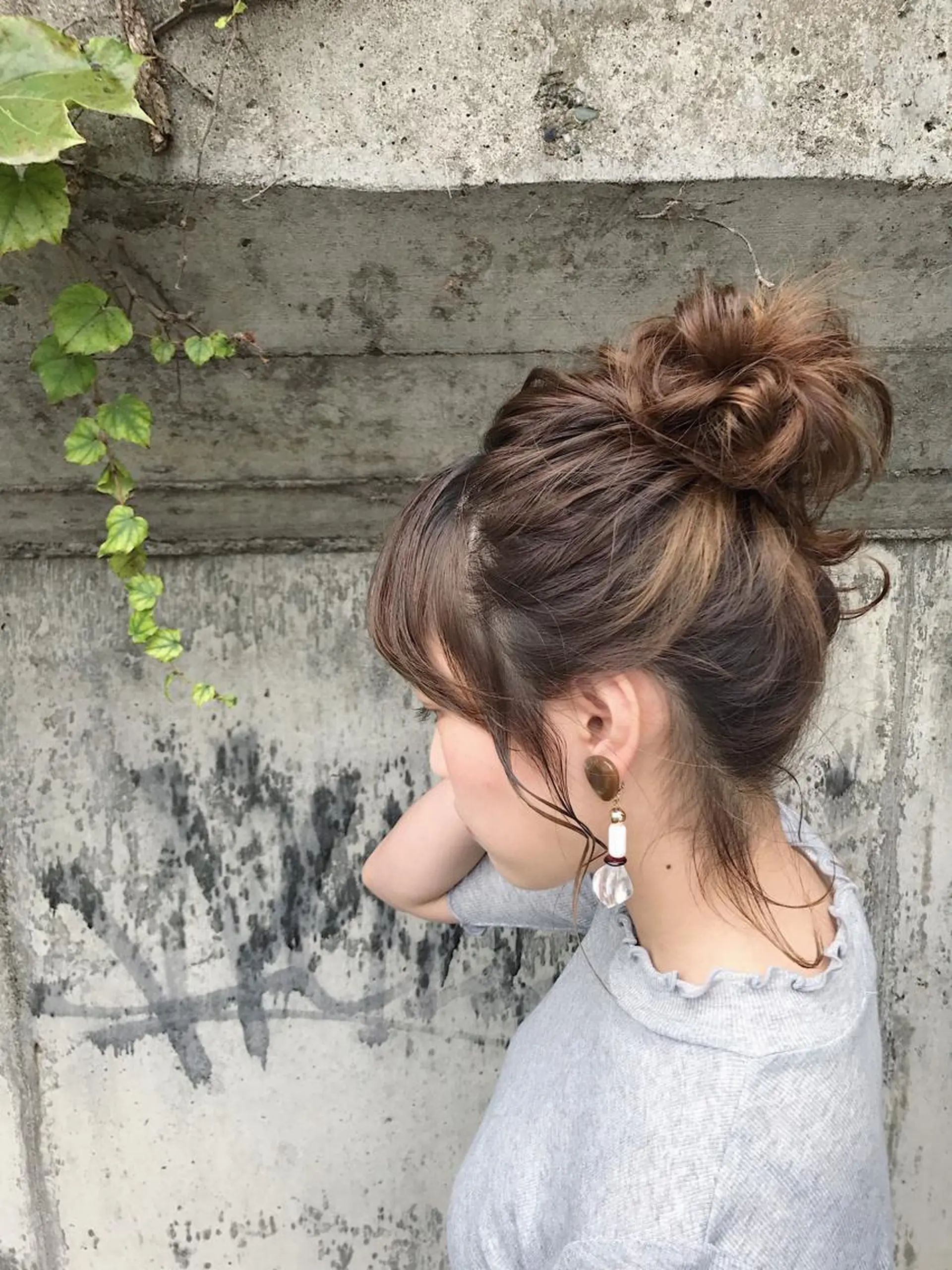 ミディアム ヘアアレンジ お団子ヘア 佐藤 旭のヘアスタイル