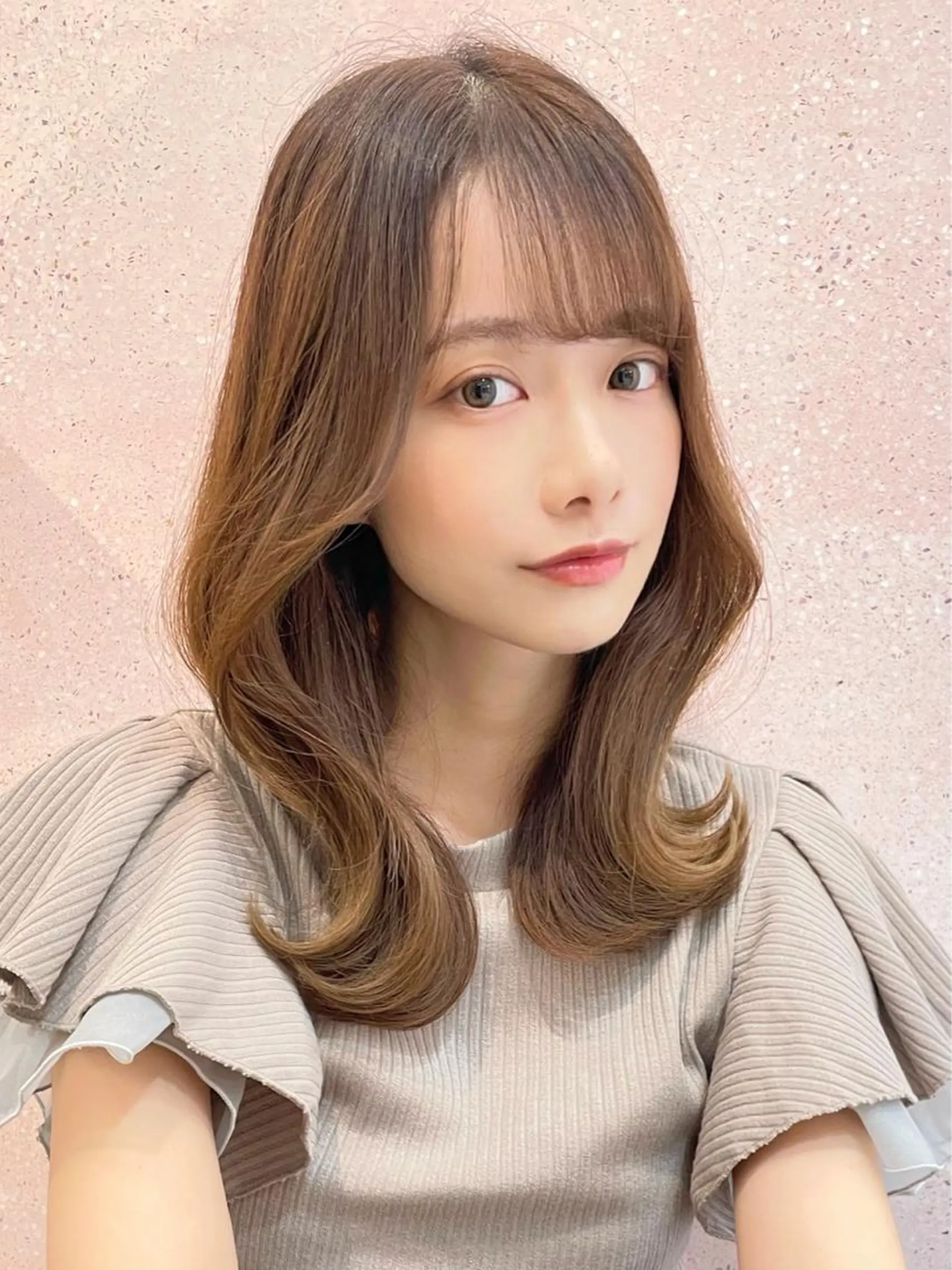 ミディアム カラー カット ヘアカラー 韓国ヘア🤍顔周り/ 髪質改善✨/林遼一郎のヘアスタイル