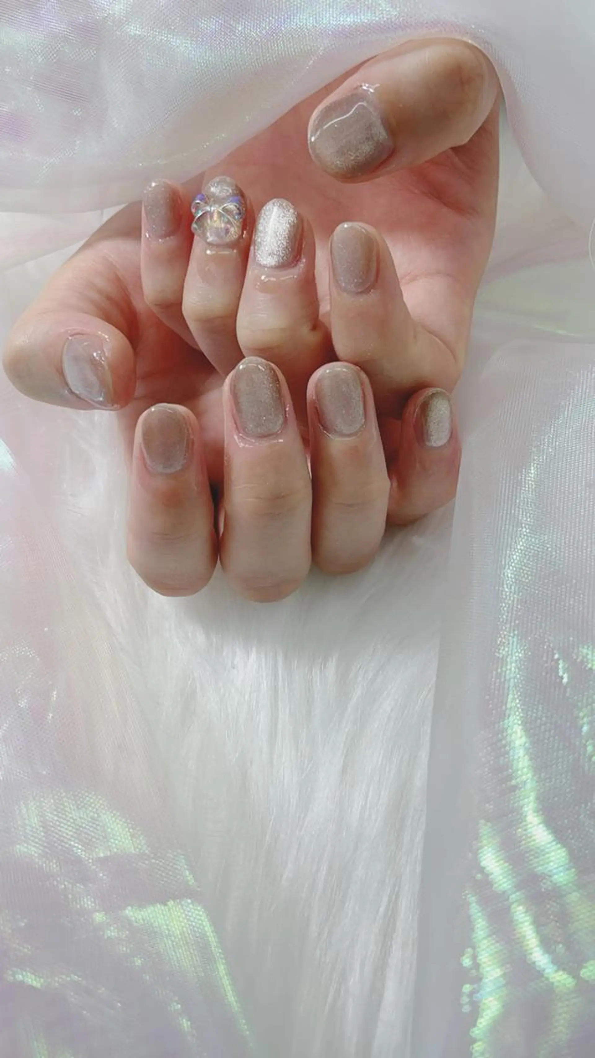 ネイル マグネットネイル ハンドネイル 💅ネイルサロン ブラン🌈かすみのネイルデザイン