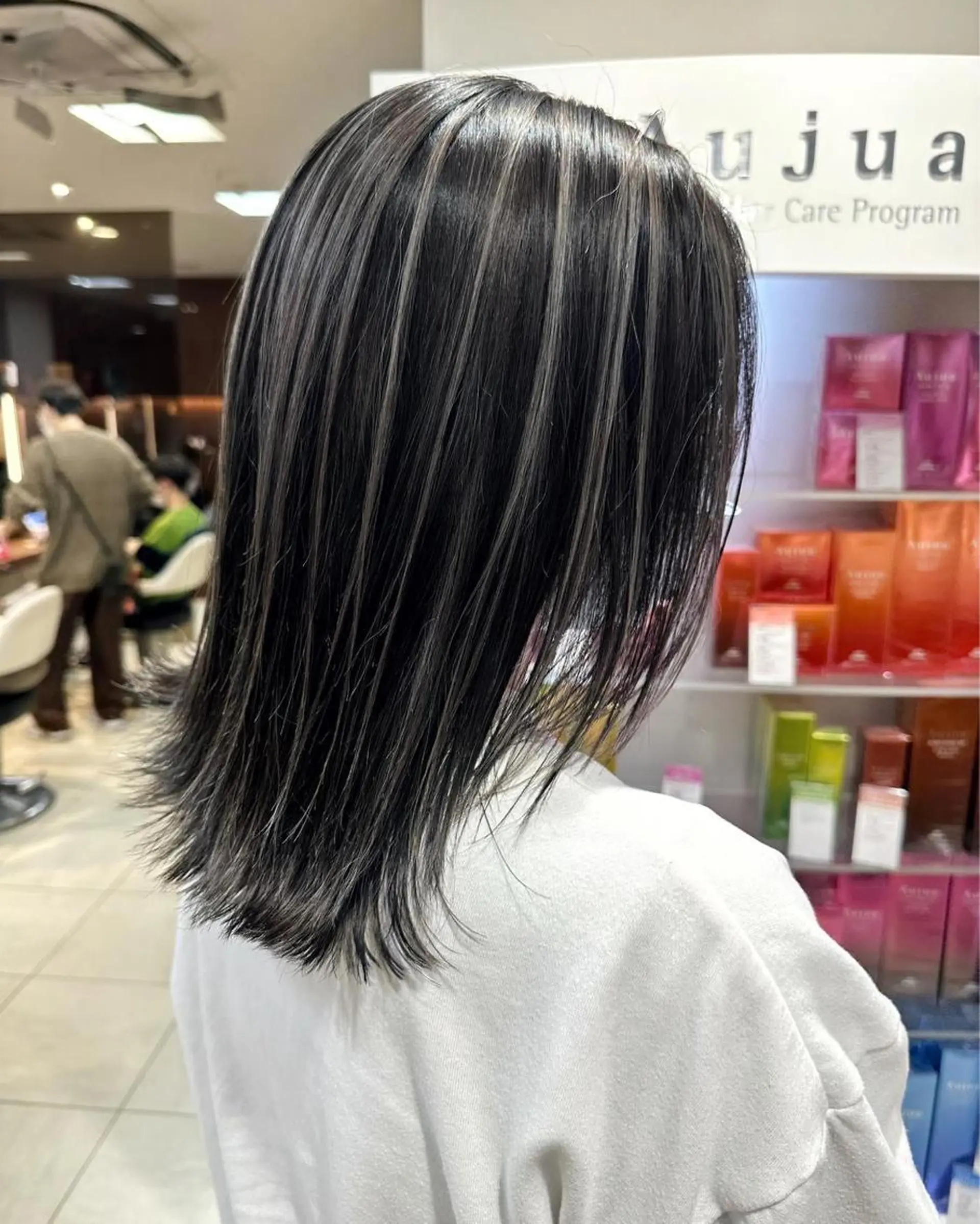 ミディアム ハイライト ブリーチ指名No.1 Daikiのヘアスタイル