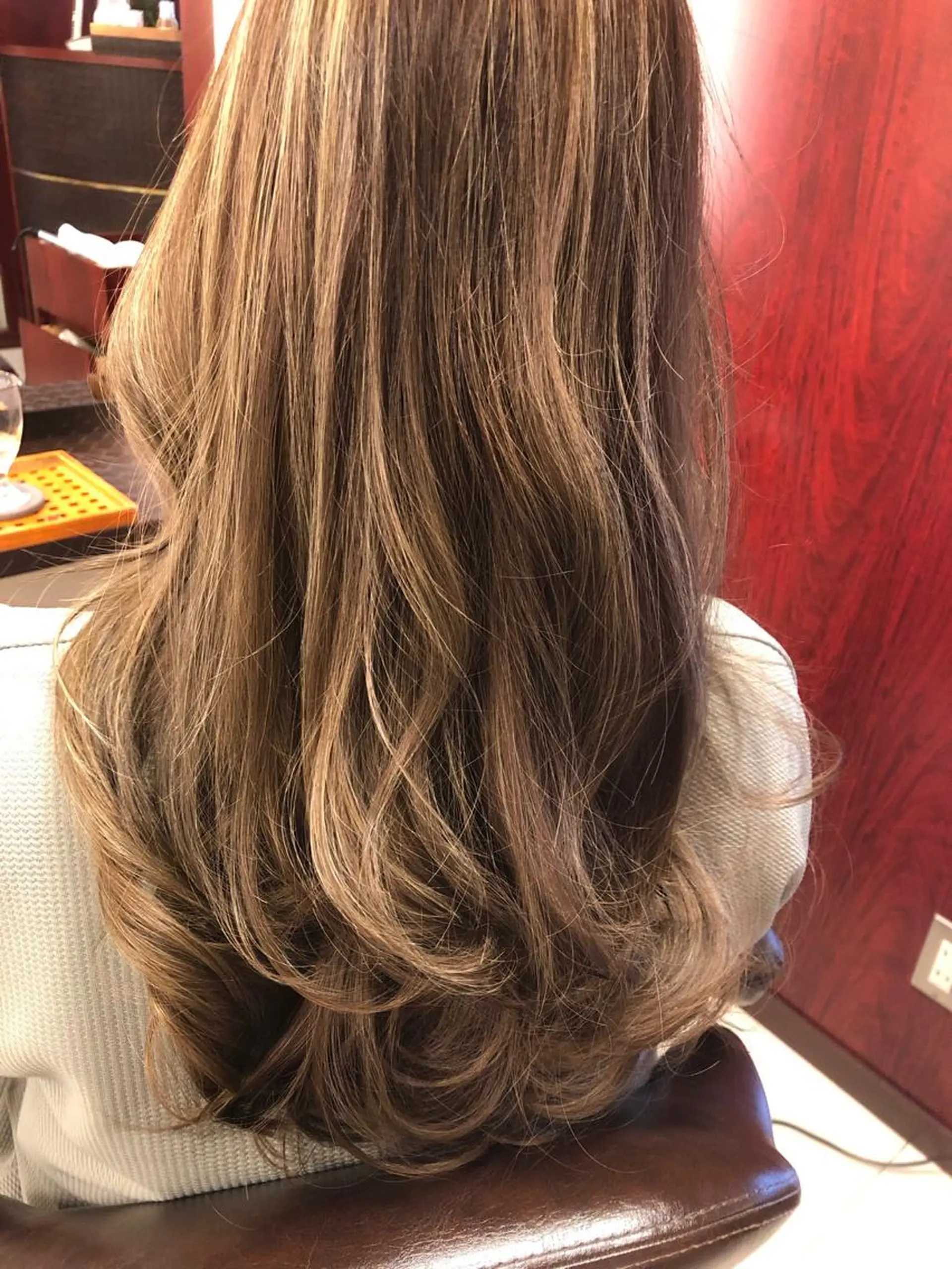 ロング カラー カット パーマ SHAPE 早坂兼斗のヘアスタイル