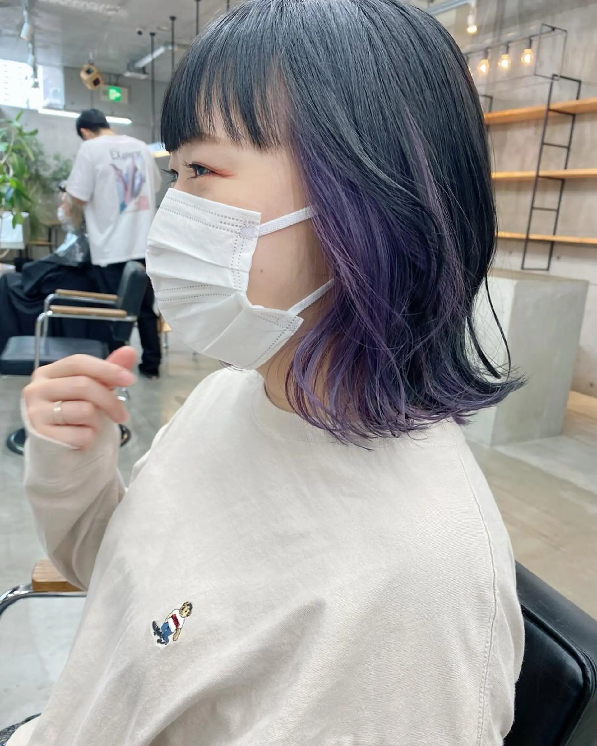 ミディアム カラー ヘアアレンジ ブリーチ パープルカラー son hair HIROEのヘアスタイル