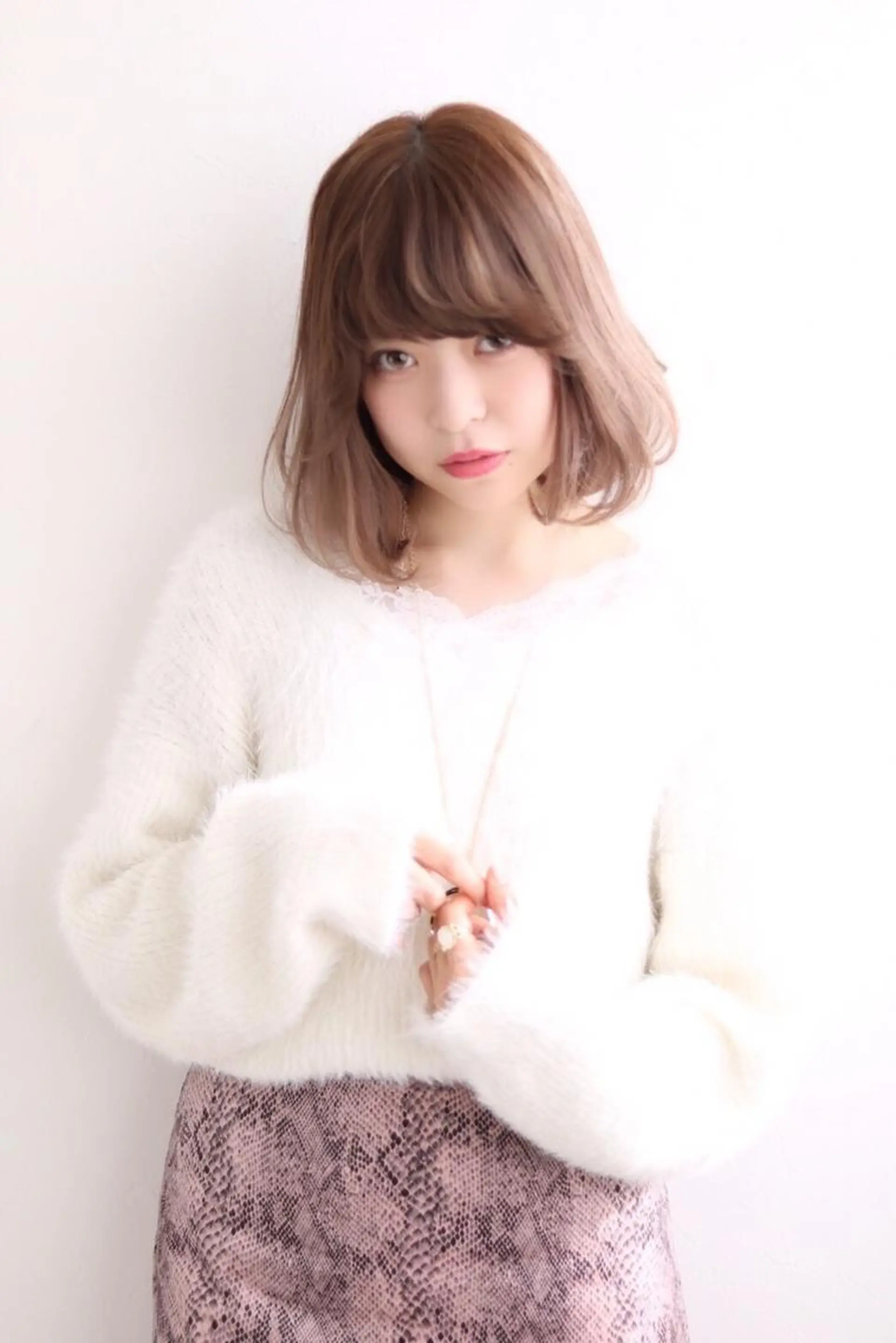 ミディアム カラー パーマ 及川 翔のヘアスタイル