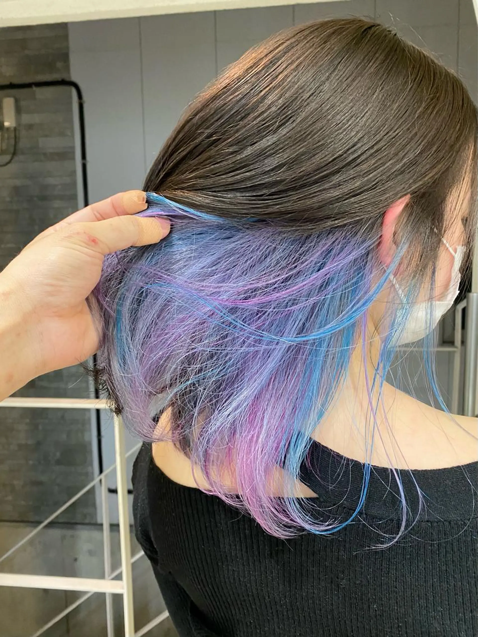 セミロング カラー ヘアアレンジ デザインカラー 境 健助のヘアスタイル