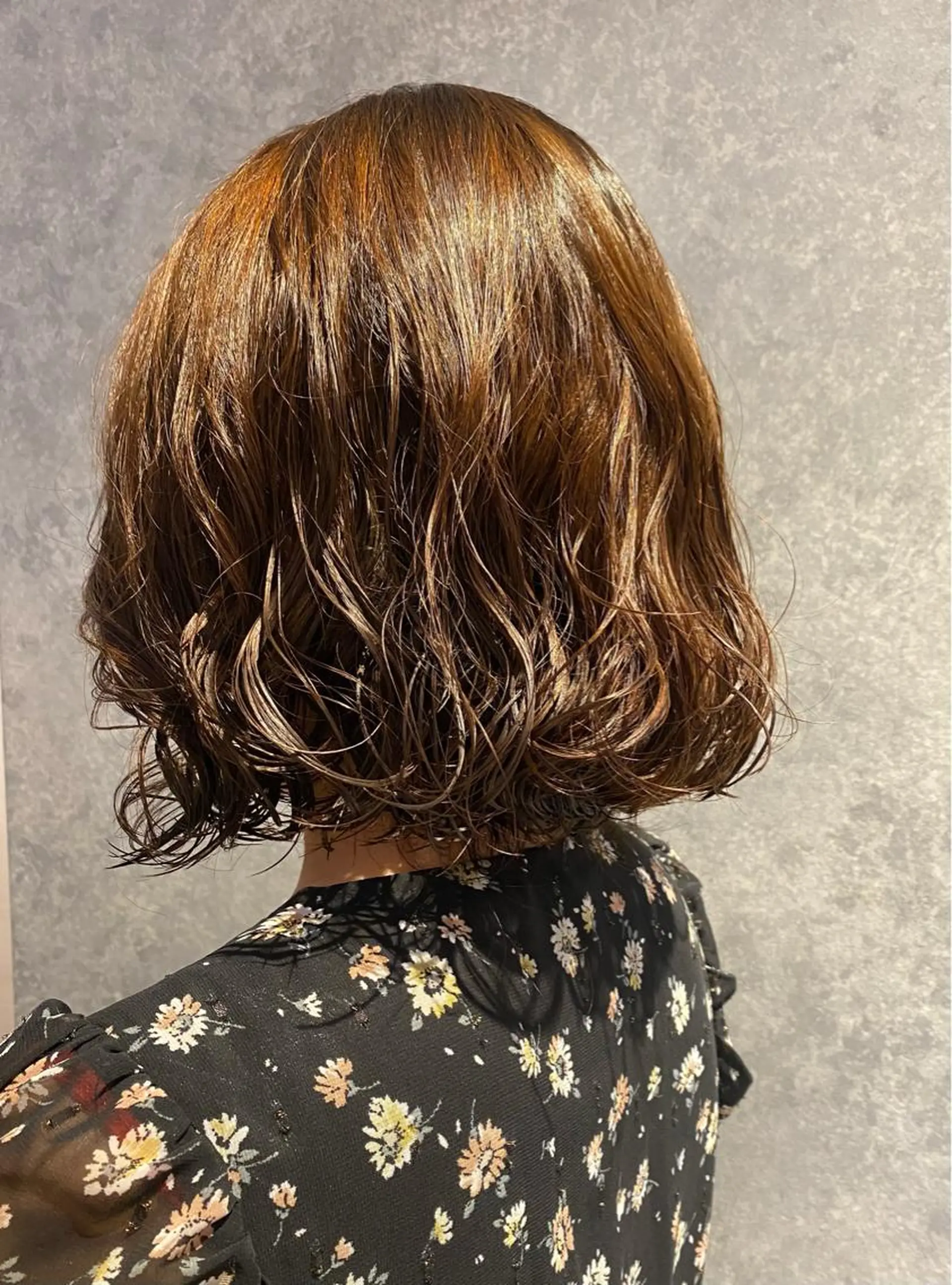 ミディアム パーマ ミディアムパーマ ボブ AiRU hair RIRIKOのヘアスタイル