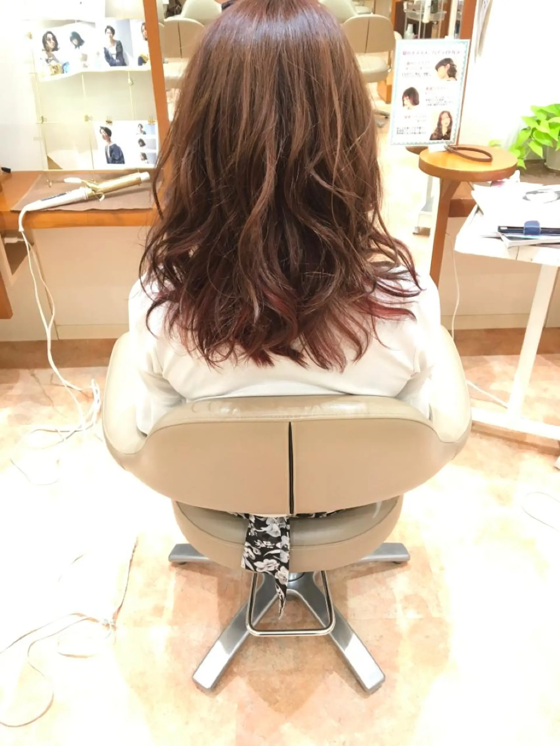 セミロング 鳥越 優志のヘアスタイル