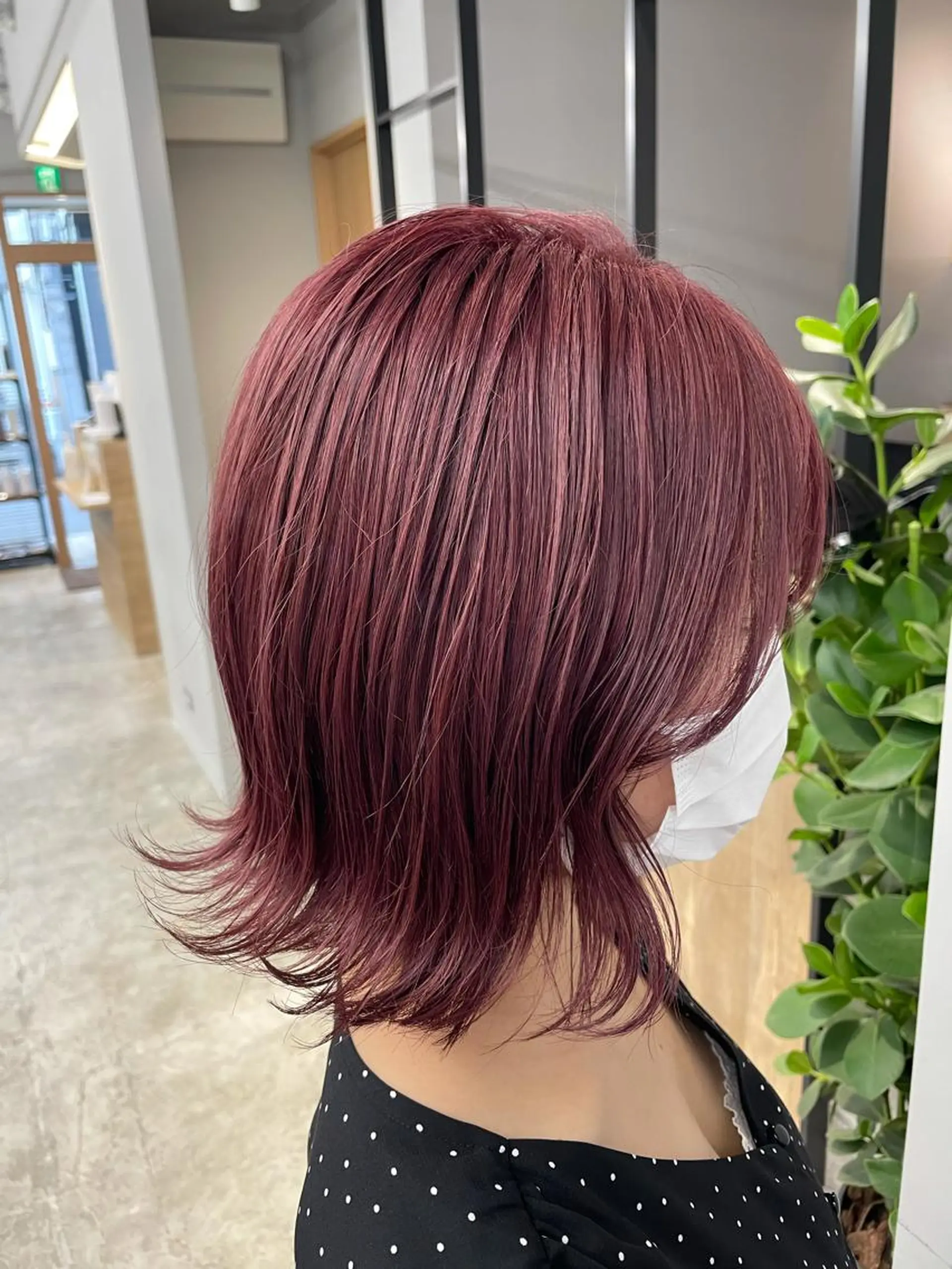 ショート SAEKI【ior 】北千住店ブリーチのヘアスタイル