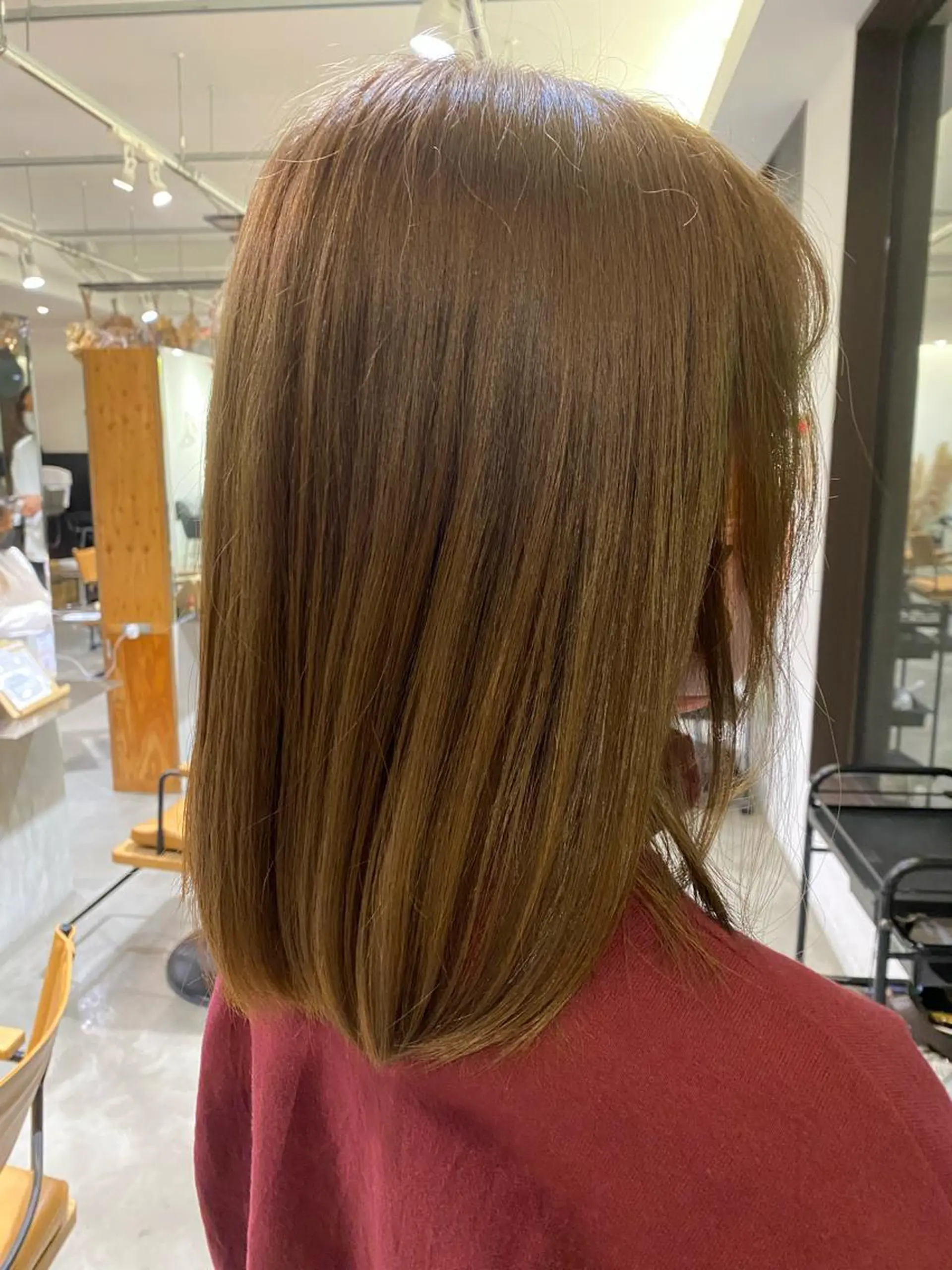 カラー ベージュカラー ブリーチ ミルクティーベージュ 縮毛矯正 くろだ まみのヘアスタイル