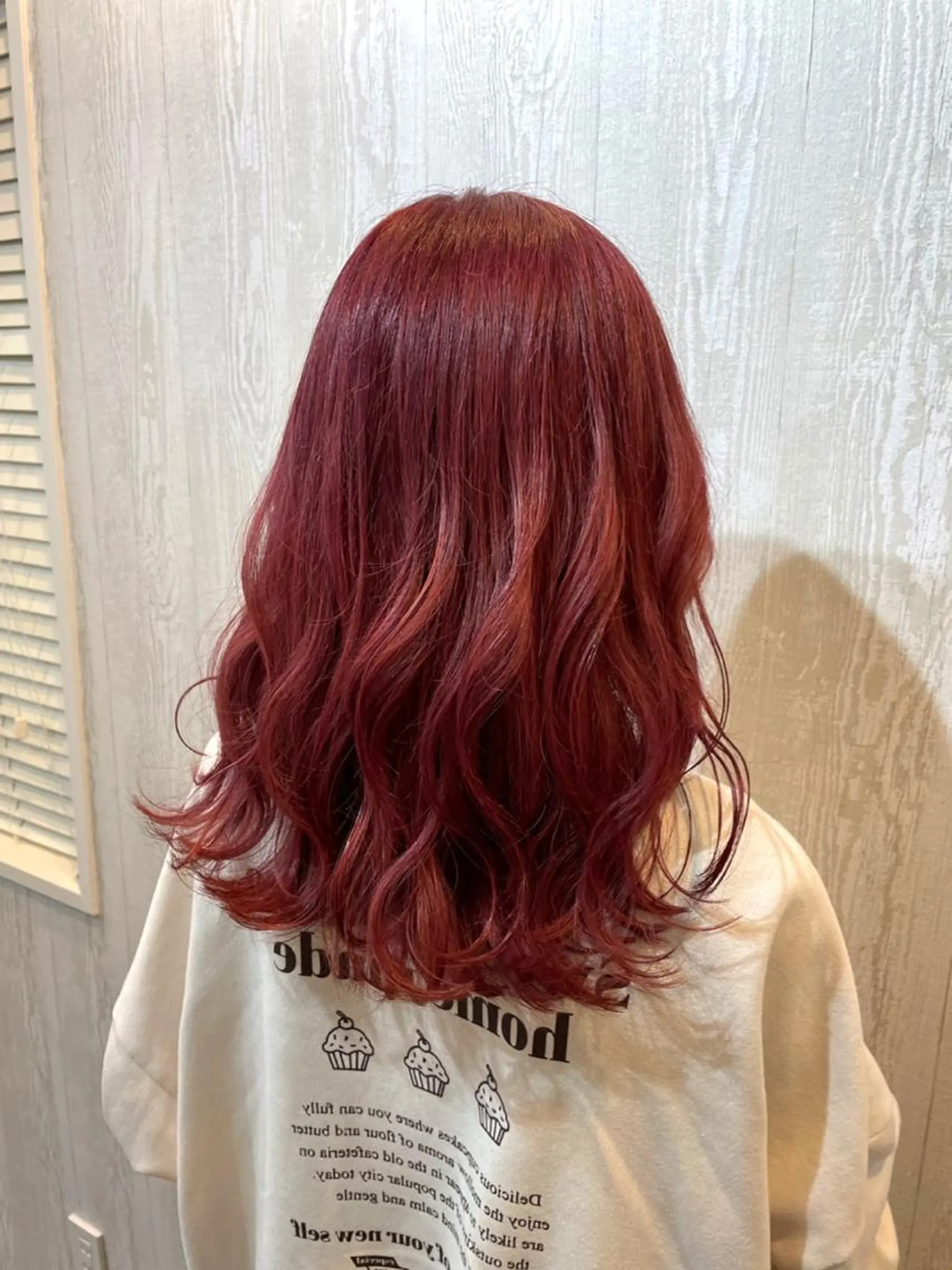 セミロング カラー ブリーチ ピンクカラー TELA HAIR 守谷のヘアスタイル