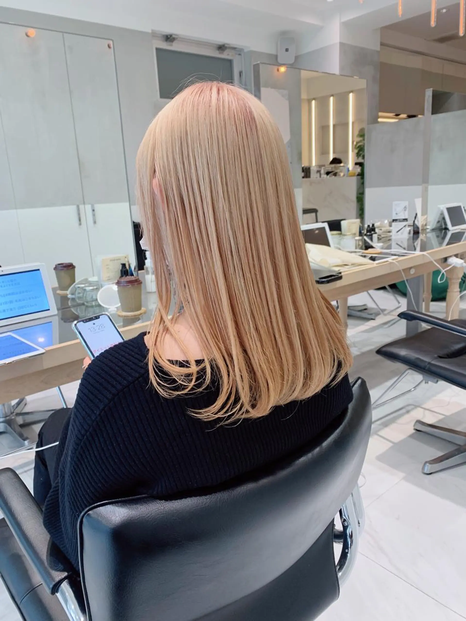 セミロング カット パーマ トリートメント ヘッドスパ ヘアセット オリーブ カラー✨有坂映哉のヘアスタイル