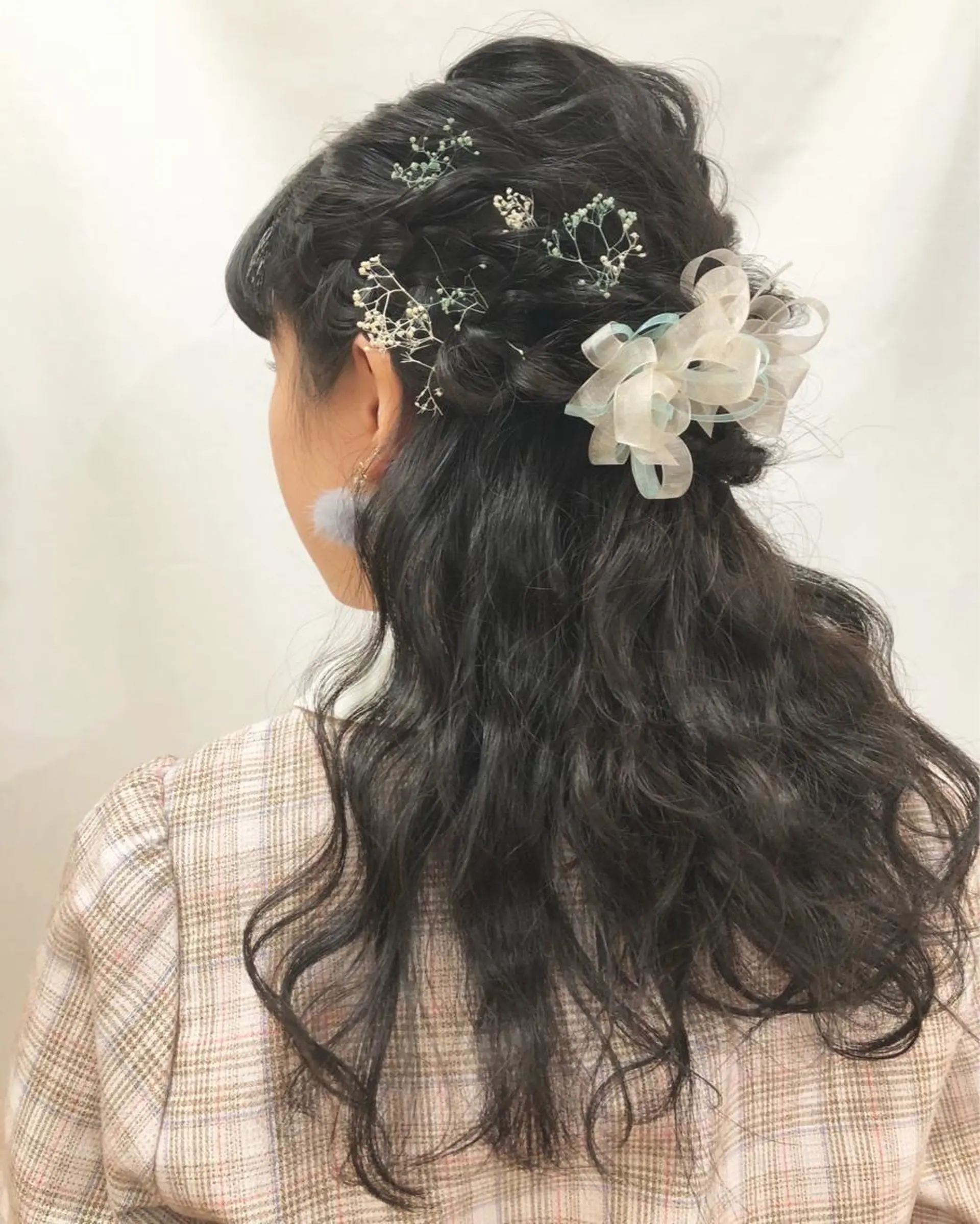 ロング ヘアアレンジ 女性に人気♪ はやしほのかのヘアスタイル