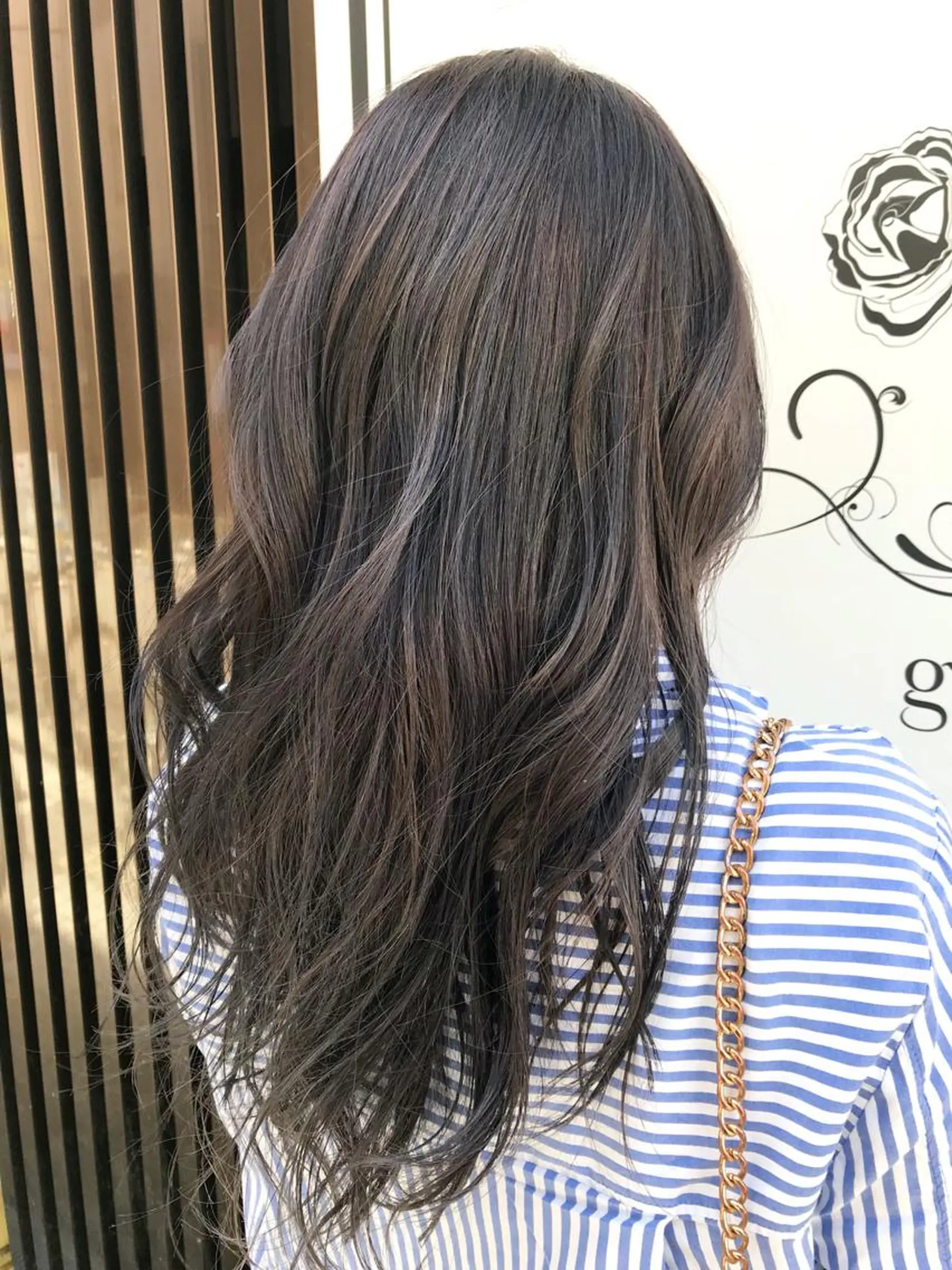 セミロング カラー シールエクステ⭐️ オオミタクヤのヘアスタイル