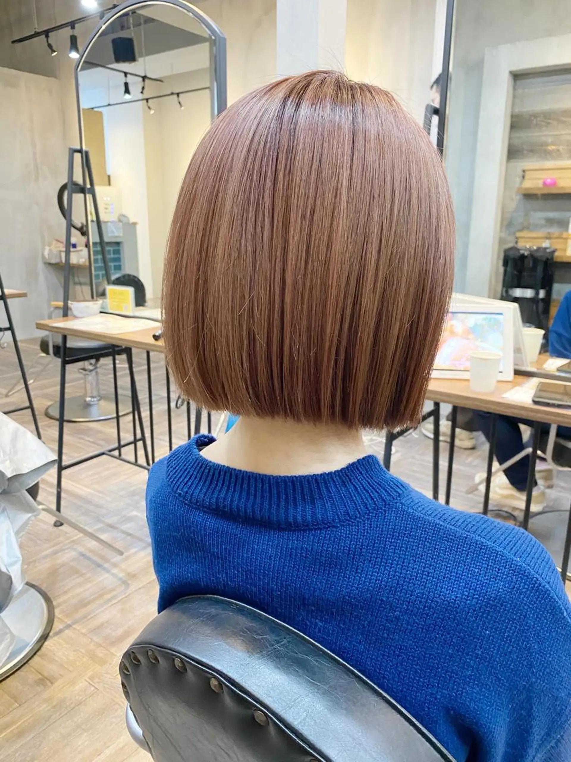 カラー ブリーチ ケアブリーチ ピンクカラー シアーピンク カット 西岡 翼のヘアスタイル