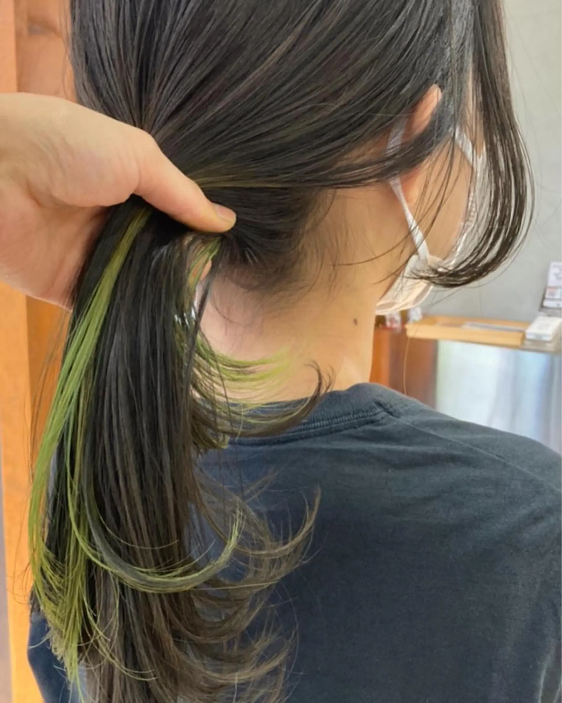 カラー 金子 歩実のヘアスタイル