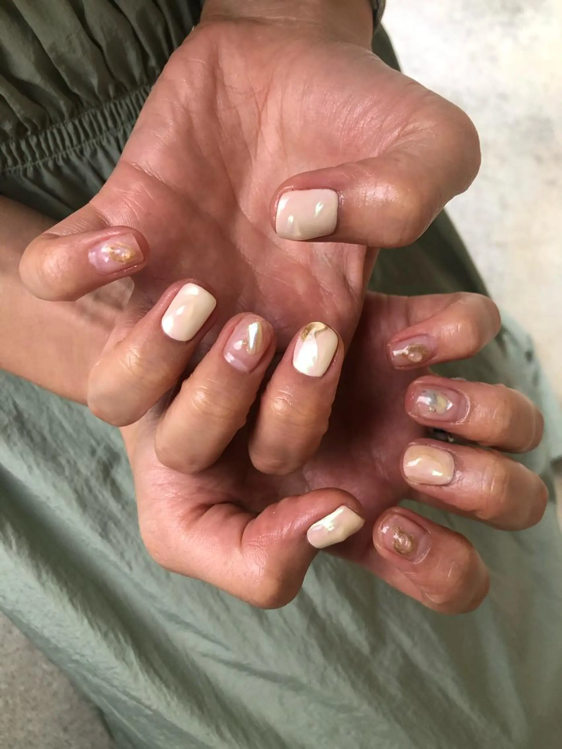 ネイル nailsalon　hue所属・小山 羽奈のネイルデザイン