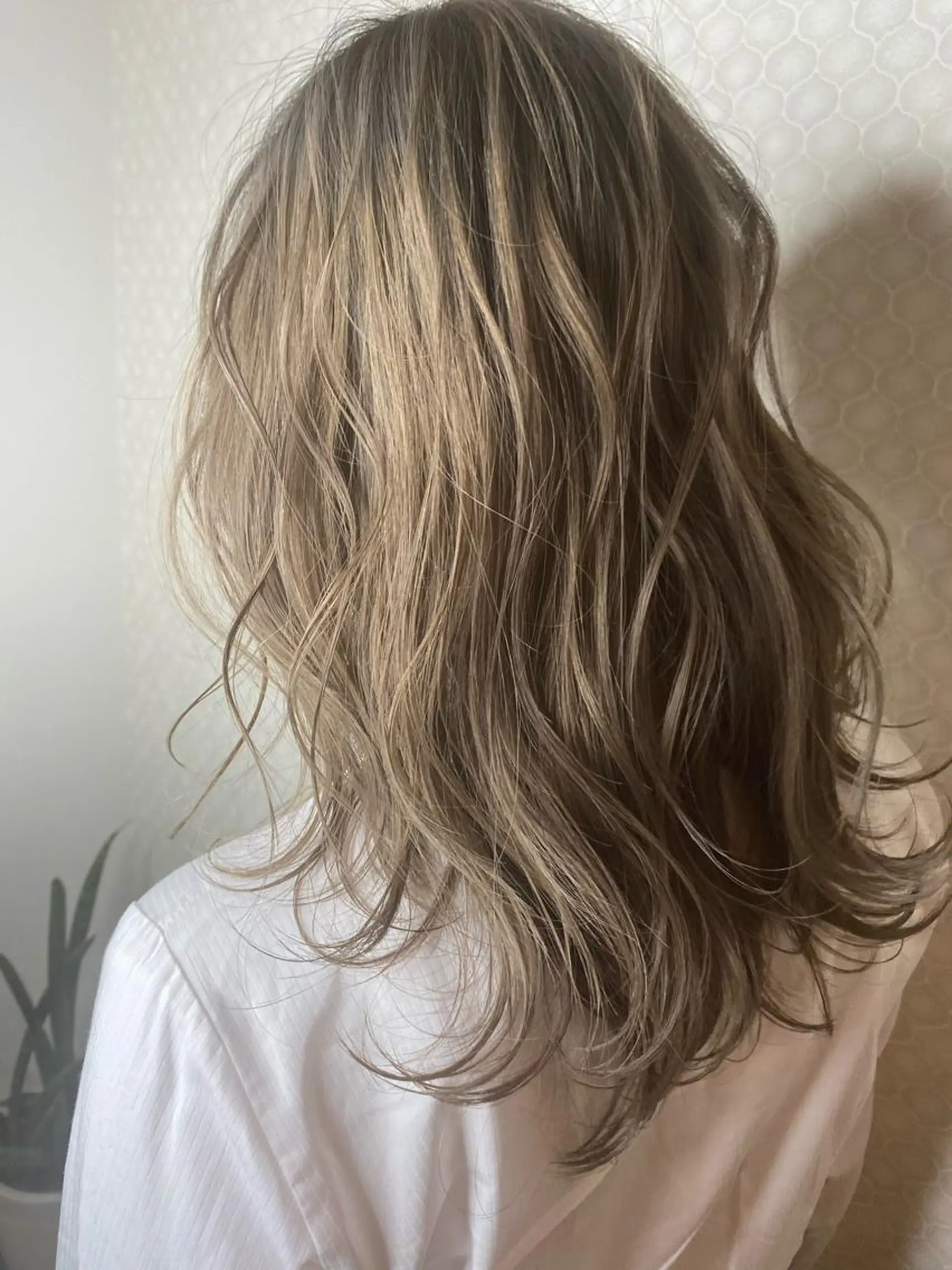 ロング カラー ヘアカラー Birth& Bloom【さあや】のヘアスタイル