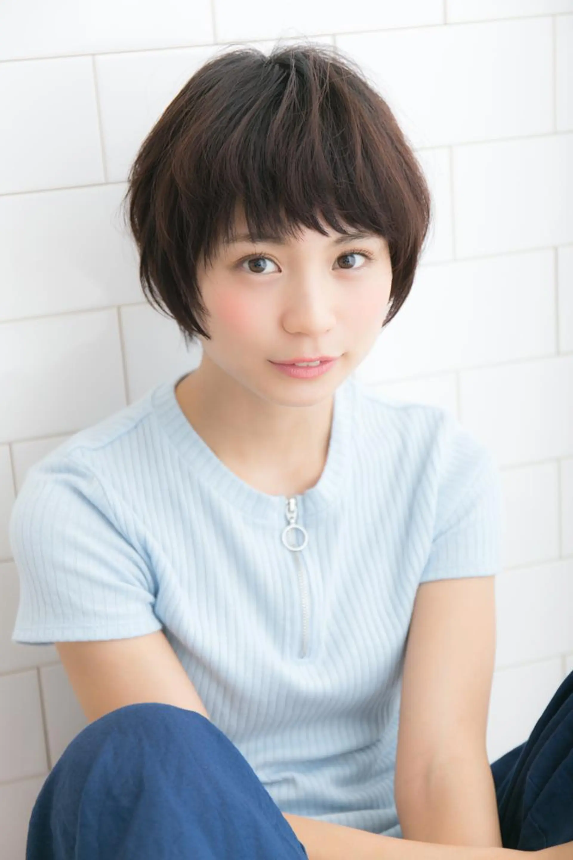 ショート カラー 羽田 ひろむのヘアスタイル