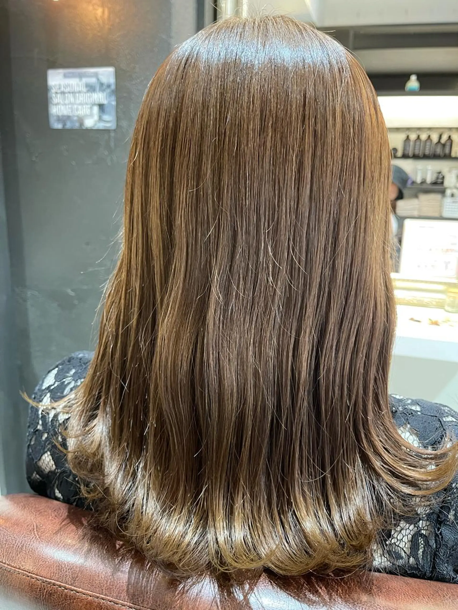 ミディアム カラー アッシュ アッシュグレー アッシュグレージュ グレージュ ヘアカラー トリートメント Avery NEWYORK所属・Avery SHINのヘアスタイル