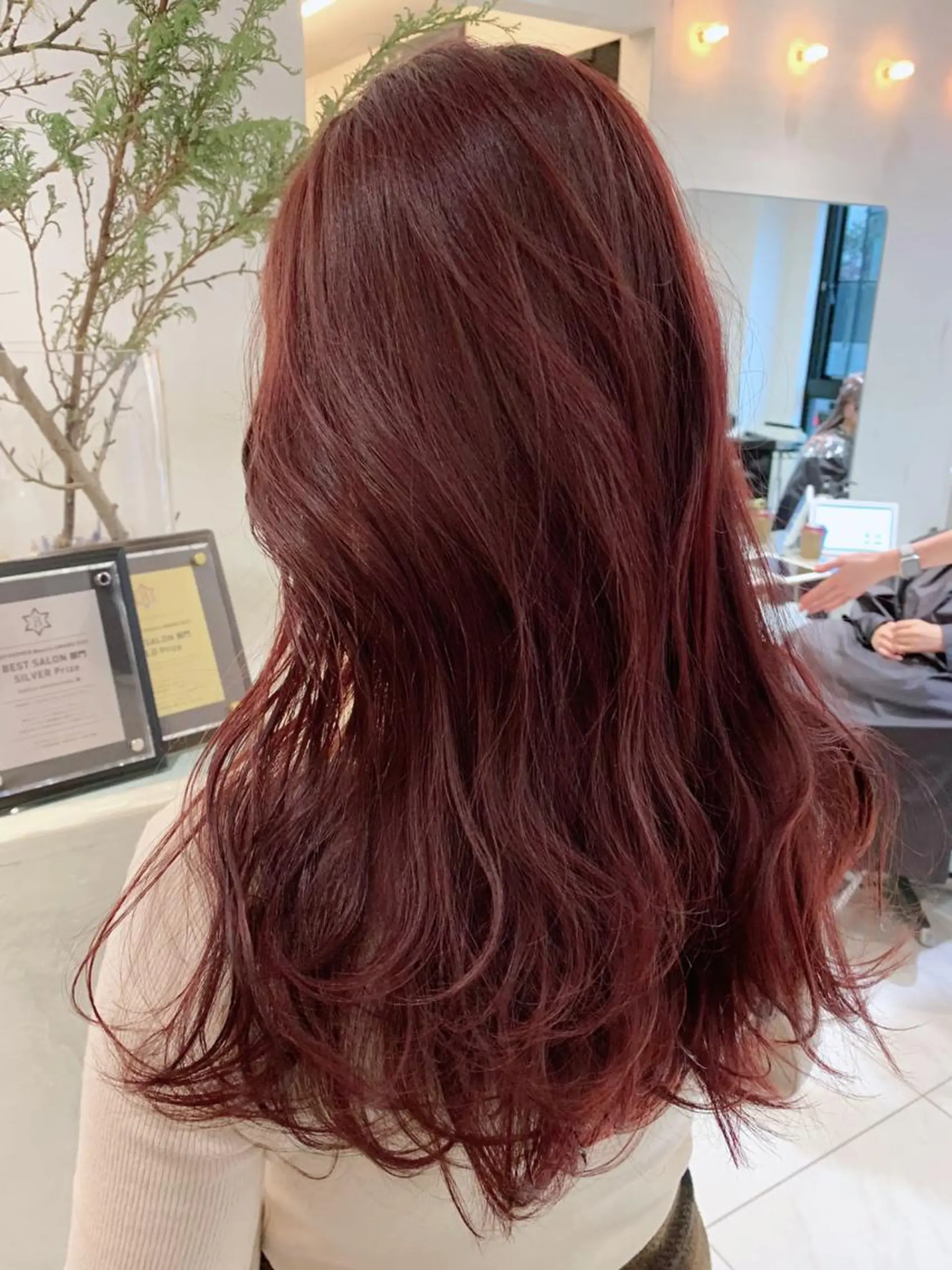 セミロング カラー ブリーチ ブリーチなしカラー TENELE所属・チバ タクミのヘアスタイル