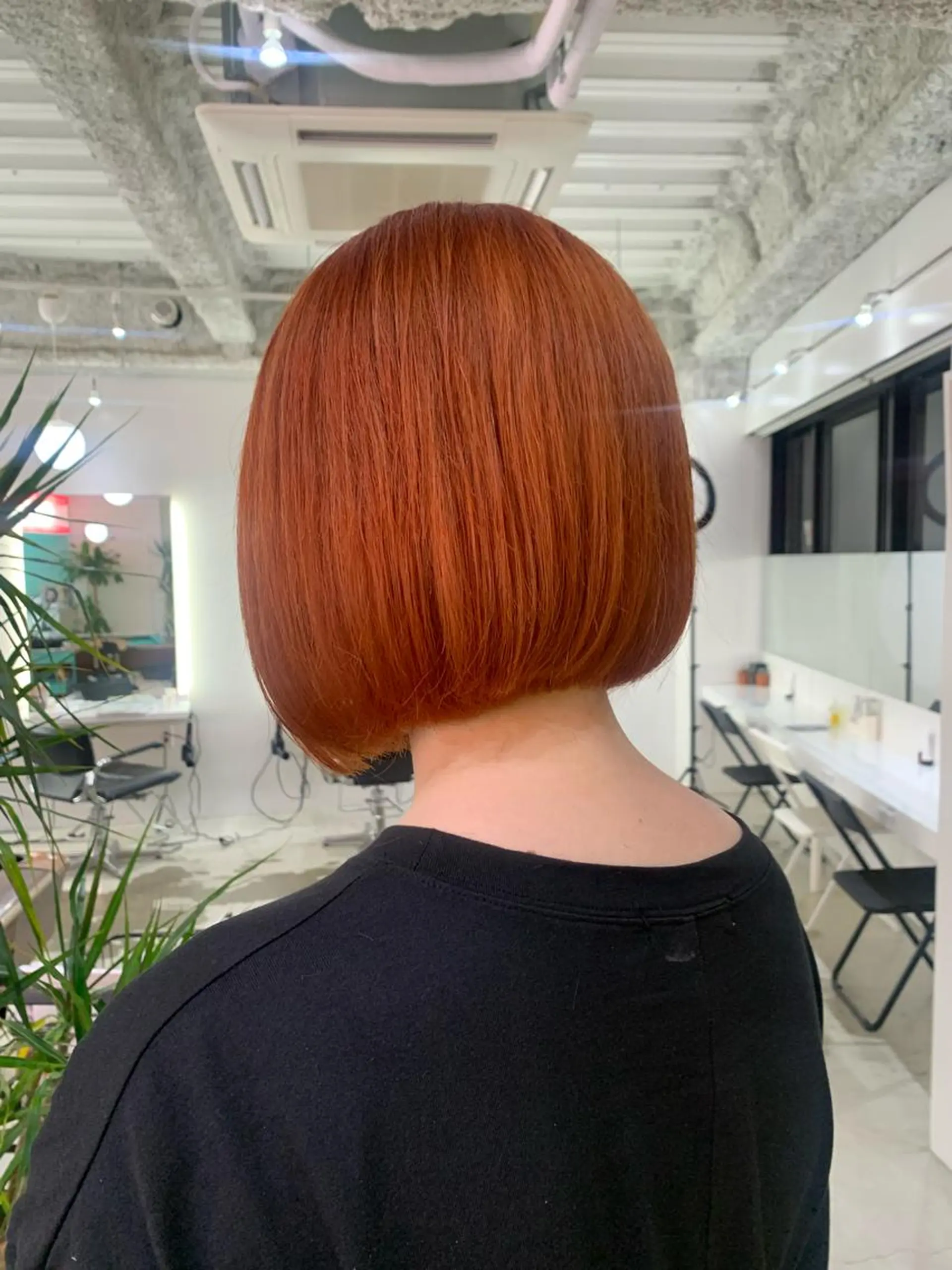 ショート カラー ヘアアレンジ 🧨ブリーチー×ボブ レイヤー💎じゅえるのヘアスタイル