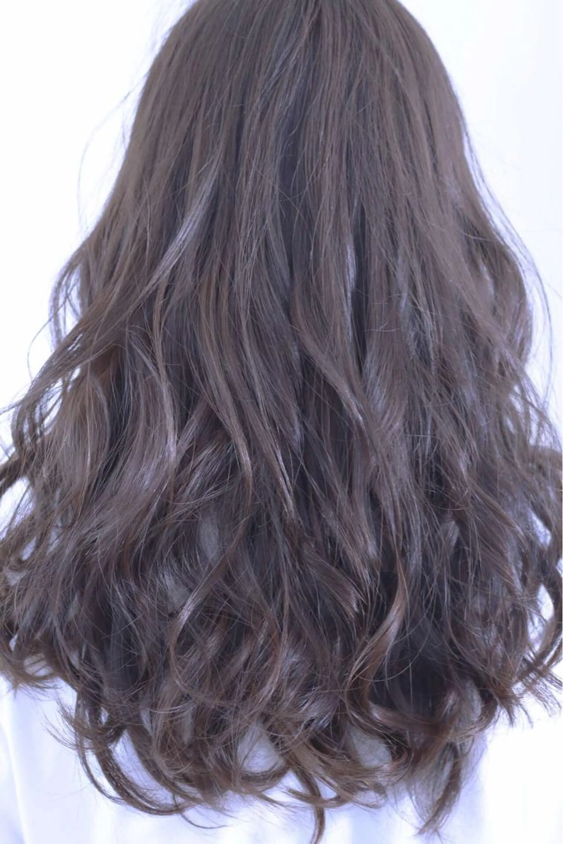 ロング 伊藤 裕貴のヘアスタイル