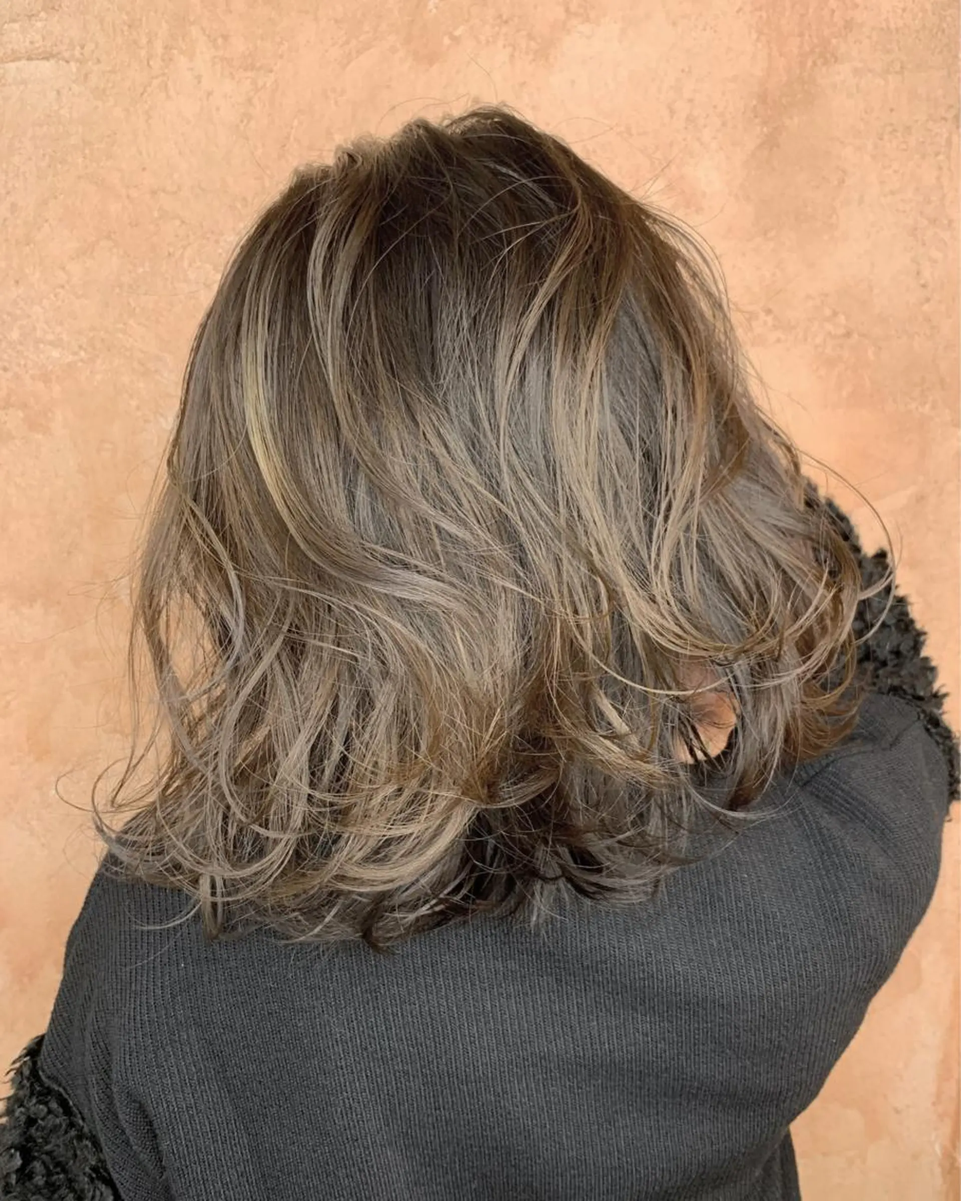 ミディアム カラー 沖縄東京2拠点美容師 mamicoのヘアスタイル