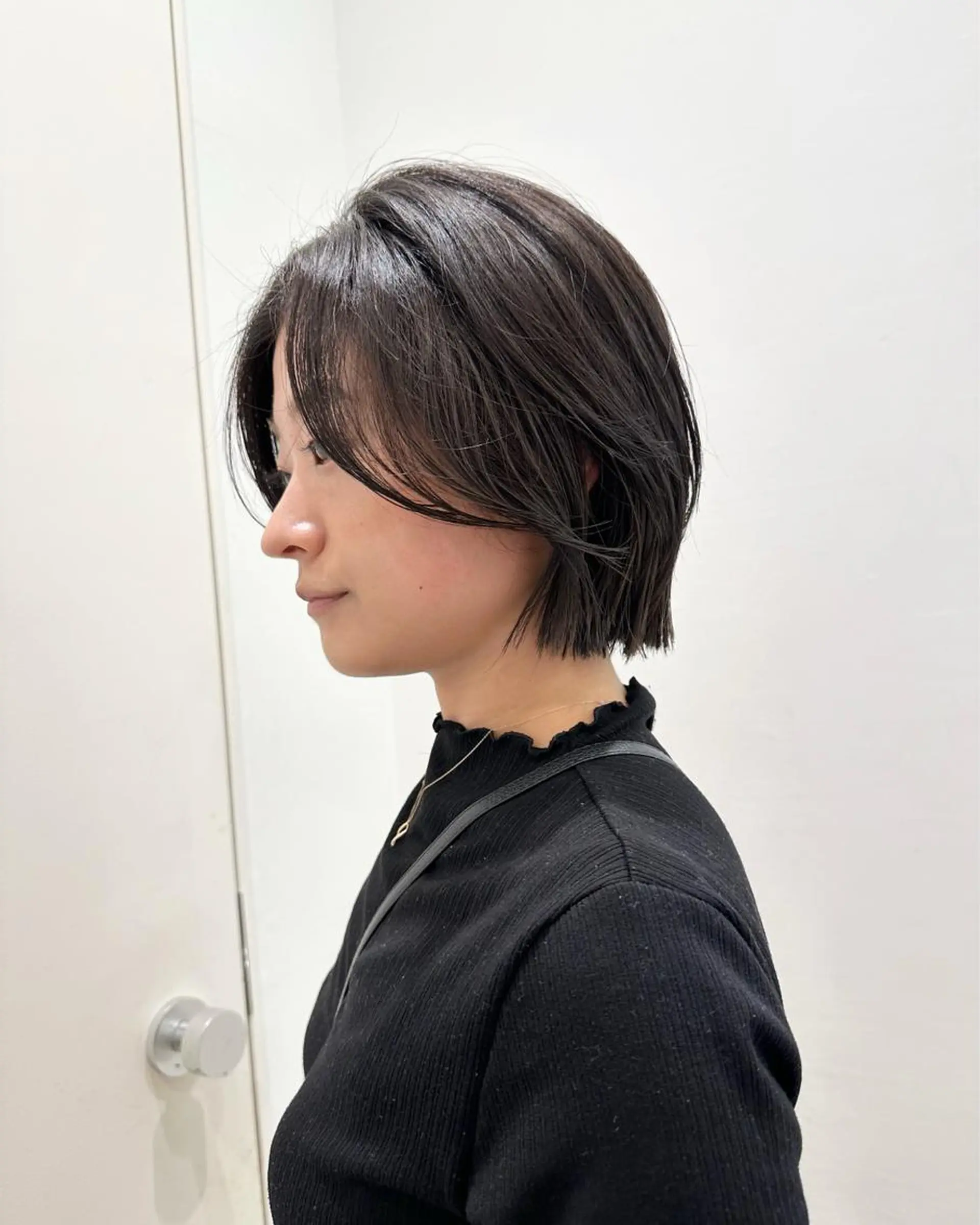 ミディアム 切りっぱなしボブ ショートボブ ボブレイヤー ボブ くびれヘア 🌿レイヤー/ブリー チ/🌿‬JINのヘアスタイル