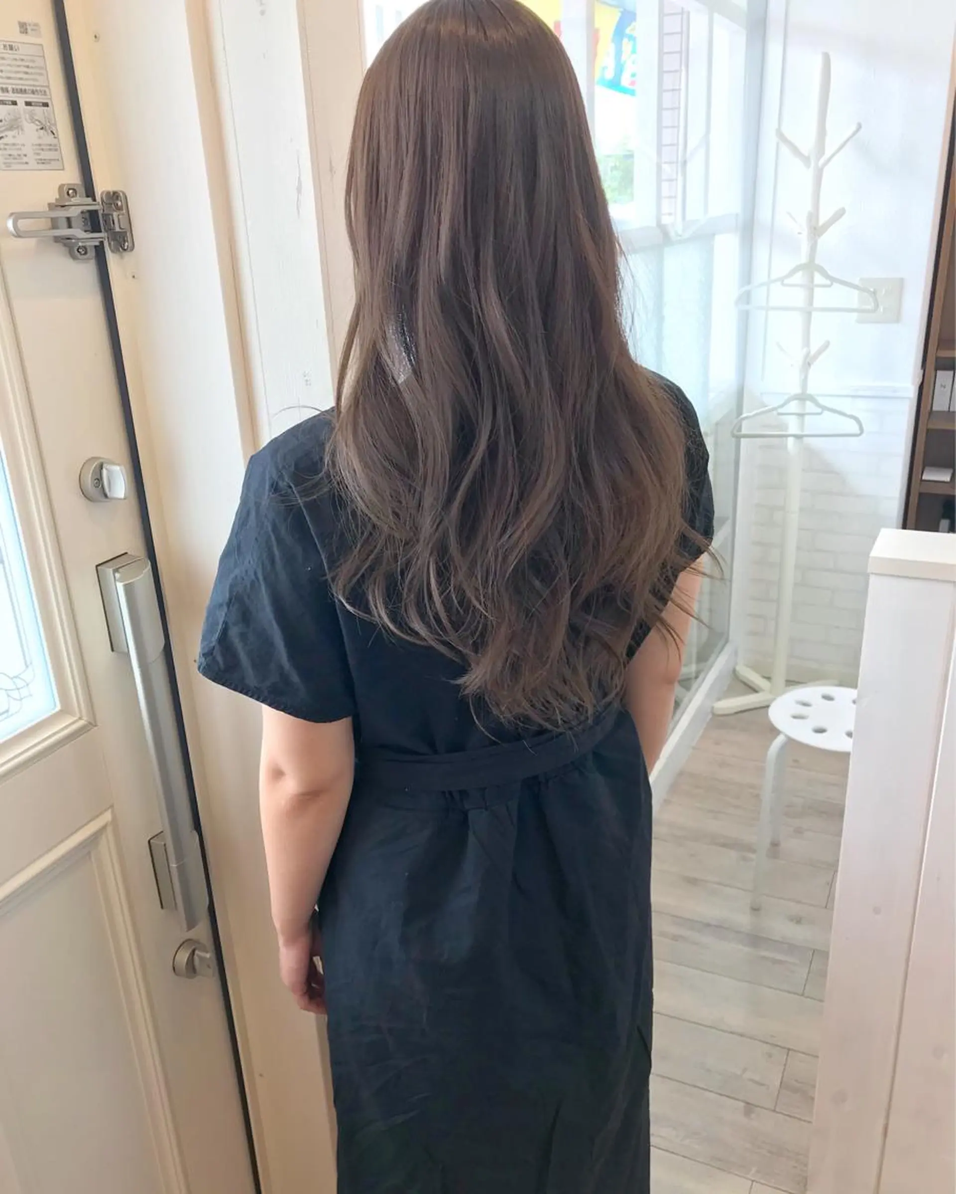 ロング カラー 透明感カラー 秋月 亜耶のヘアスタイル