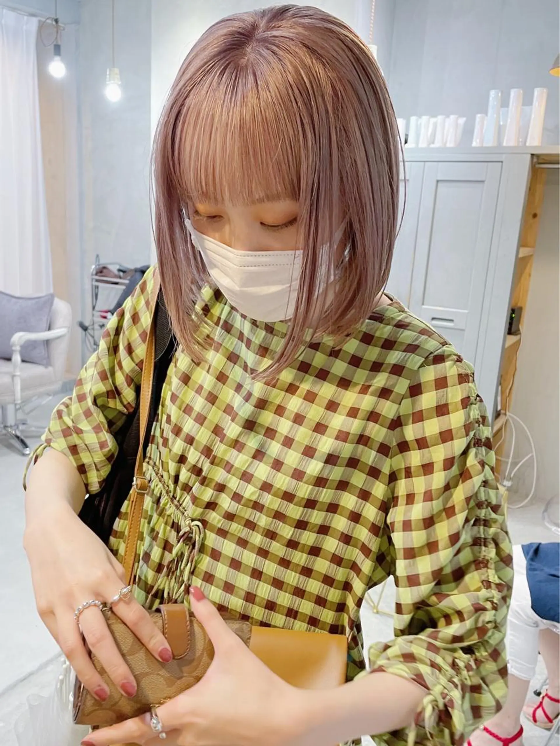 ミディアム カラー パーマ ヘアアレンジ メンズ キッズ ネイル マツエク・マツパ カット ヘアカラー トリートメント 前田 陽南子のヘアスタイル