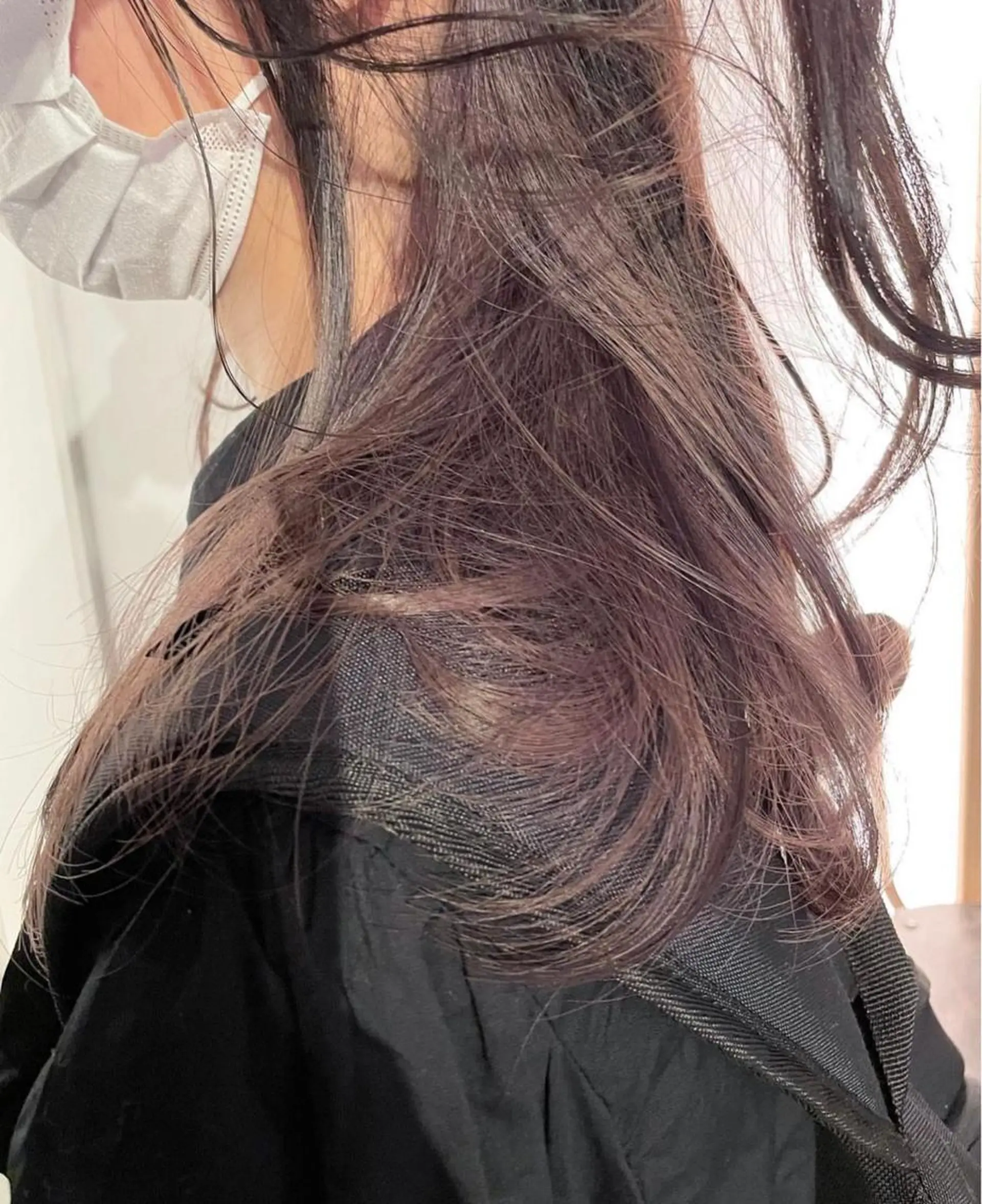 セミロング カラー GO TODAY シェアサロン Flos店所属・🫧ハイトーン✨格安 より質💐マンツーマのヘアスタイル