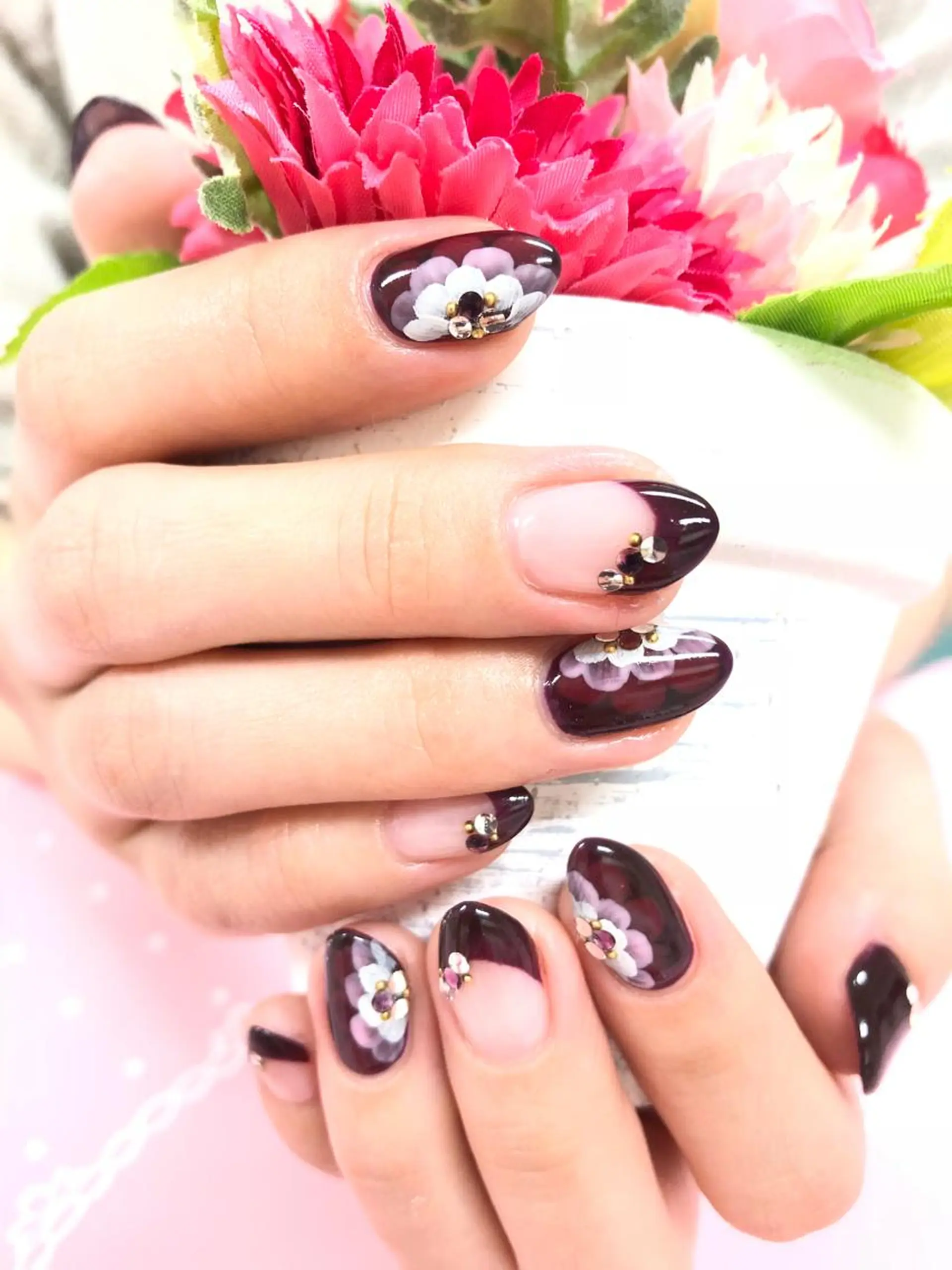 ネイル ユリシスネイル 担当近藤のネイルデザイン