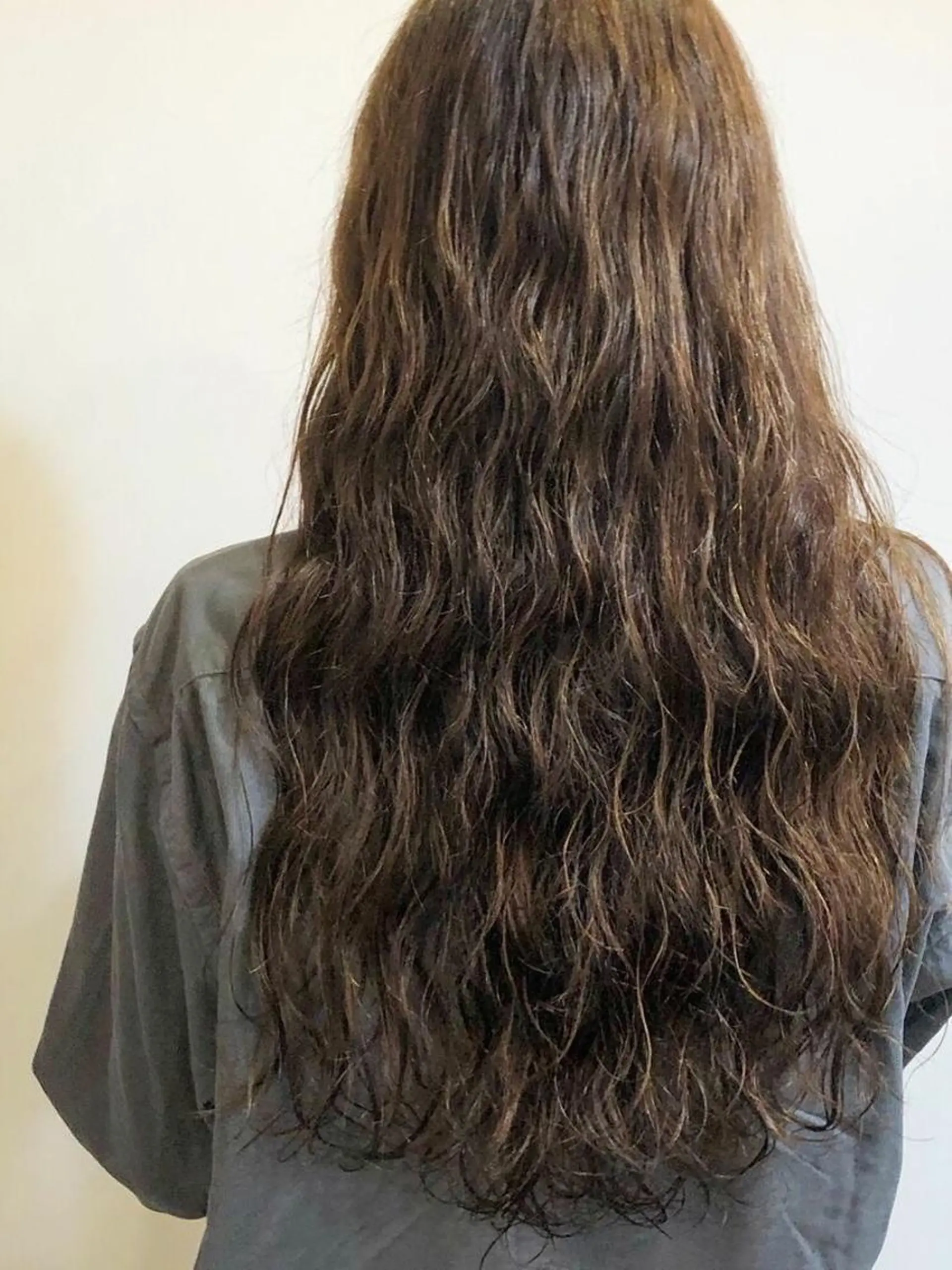 パーマ ナチュラル大人っぽい スタイル　MAORIのヘアスタイル