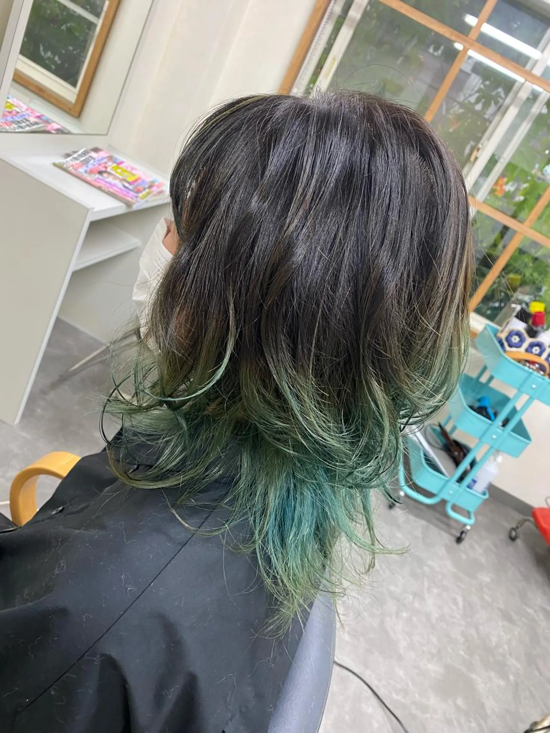 ミディアム カット ヘアカラー トリートメント 永沼 真依のヘアスタイル