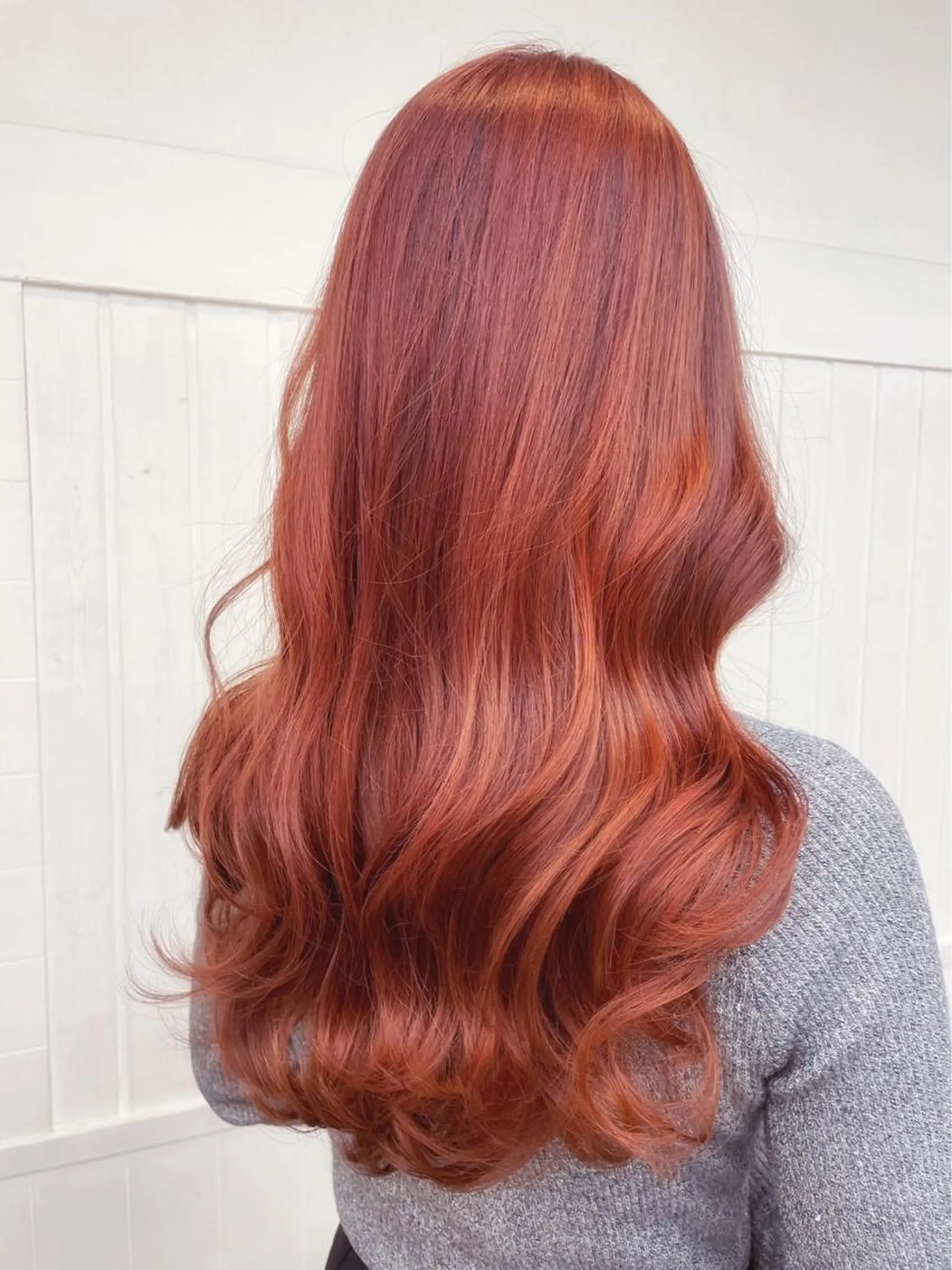 ロング カラー パーマ アディクシーカラー アッシュ バレイヤージュ ベージュカラー ブリーチ N° +aero 横浜のヘアスタイル