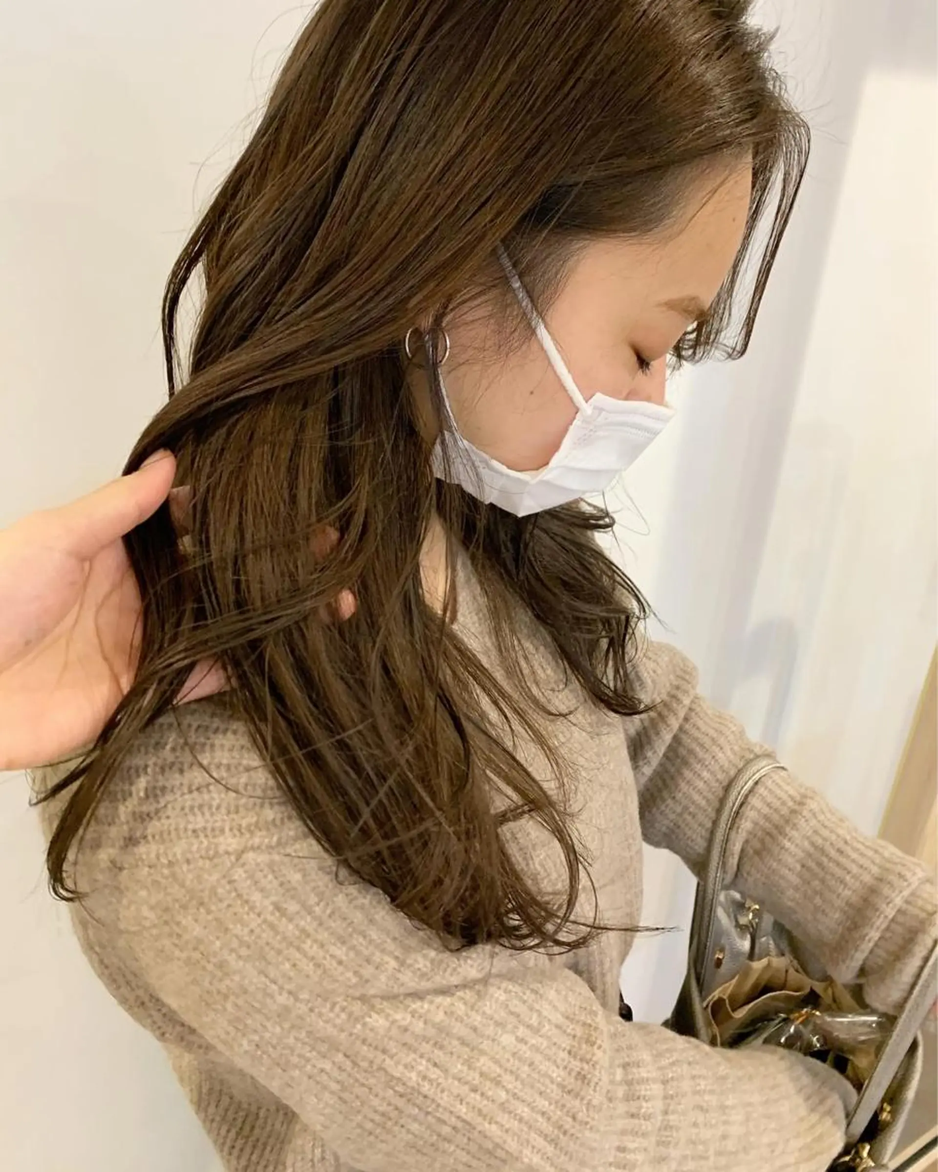 ロング カラー 佐藤 永夏のヘアスタイル