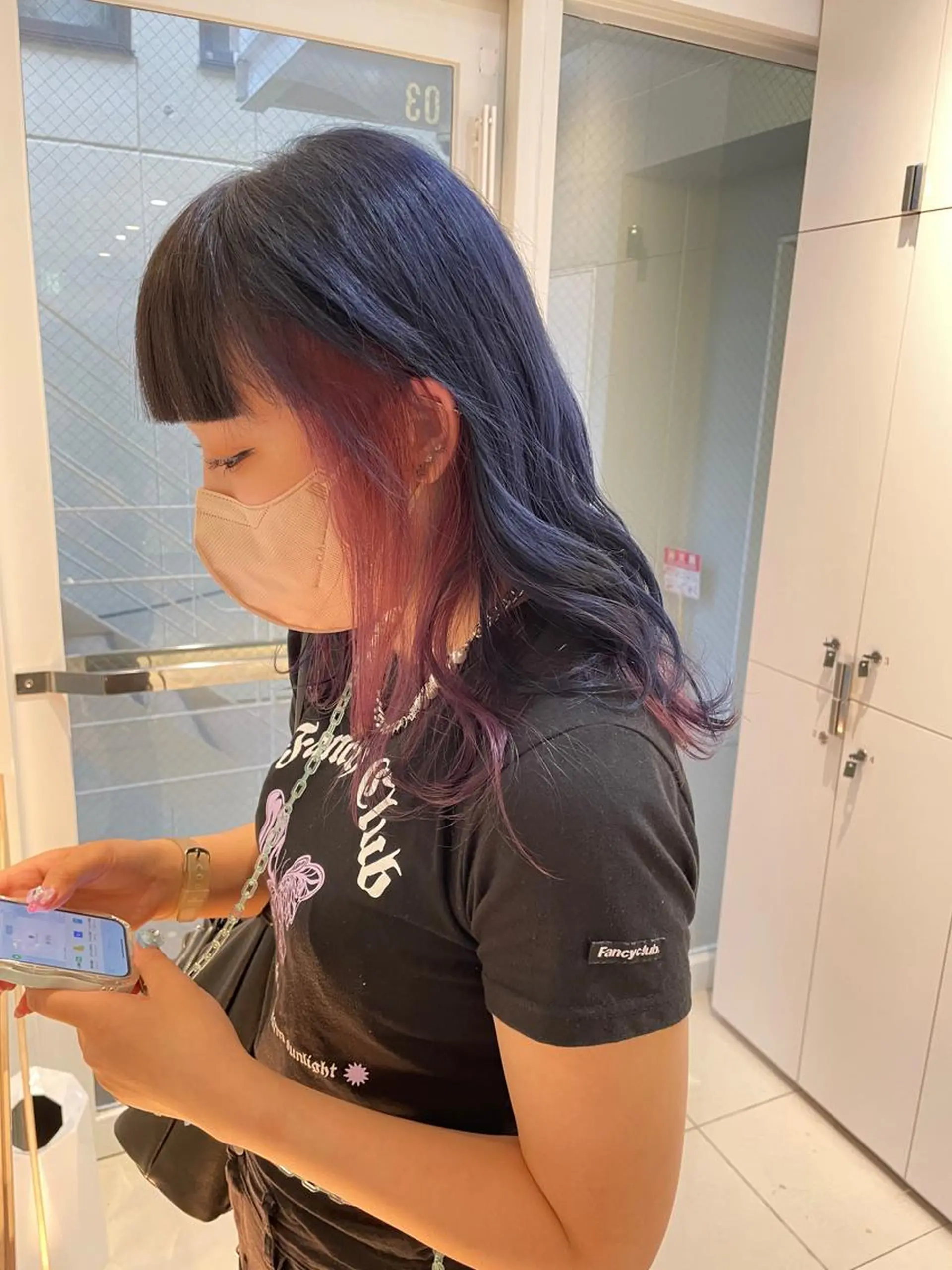 ロング カラー ヘアアレンジ 黒髪 ブルーカラー ラベンダーカラー ネイビーカラー ピンクカラー ヘアカラー トリートメント ヘッドスパ ヘアセット 艶髪✨寒色カラー✨ 翁長孝輔のヘアスタイル