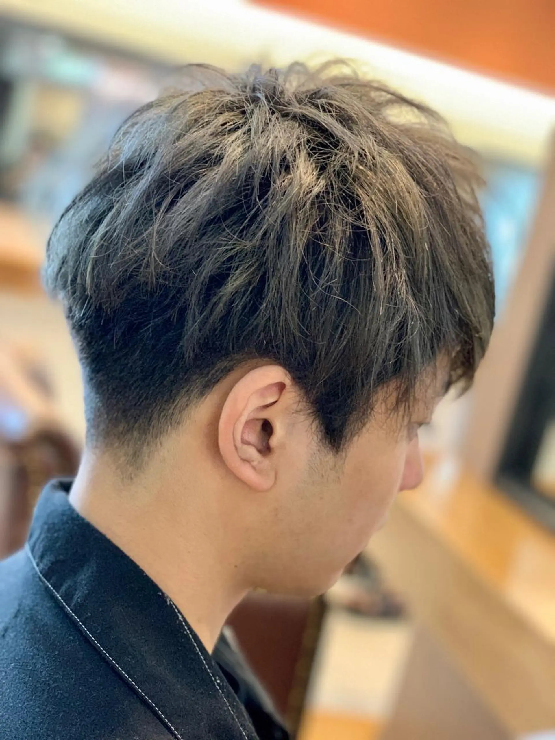 ショート カラー ブリーチ レイヤーカット カット ヘアカラー トリートメント 廣瀬 智志のヘアスタイル