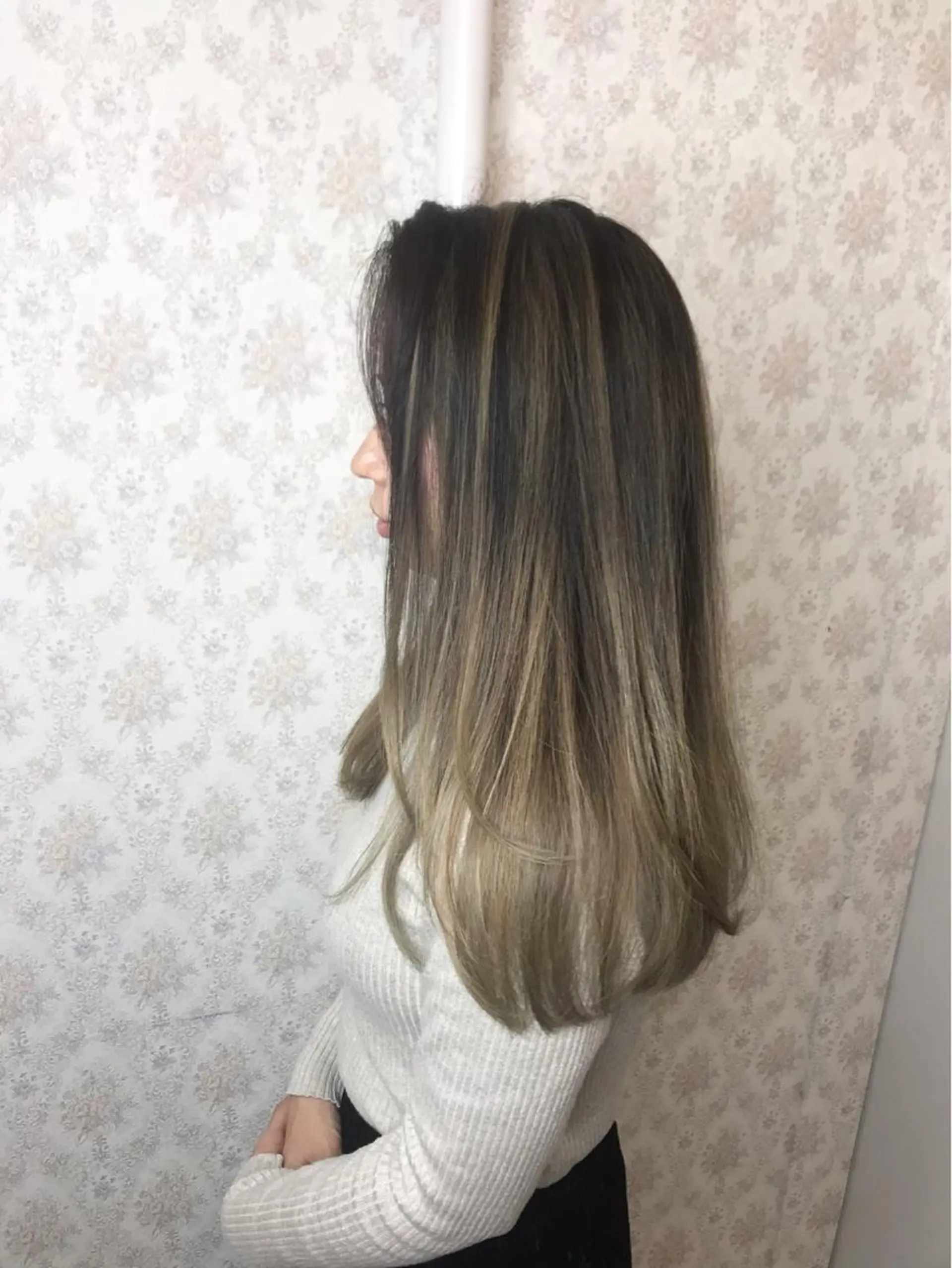 ロング カット ヘアカラー トリートメント en Siena エンシエナのヘアスタイル