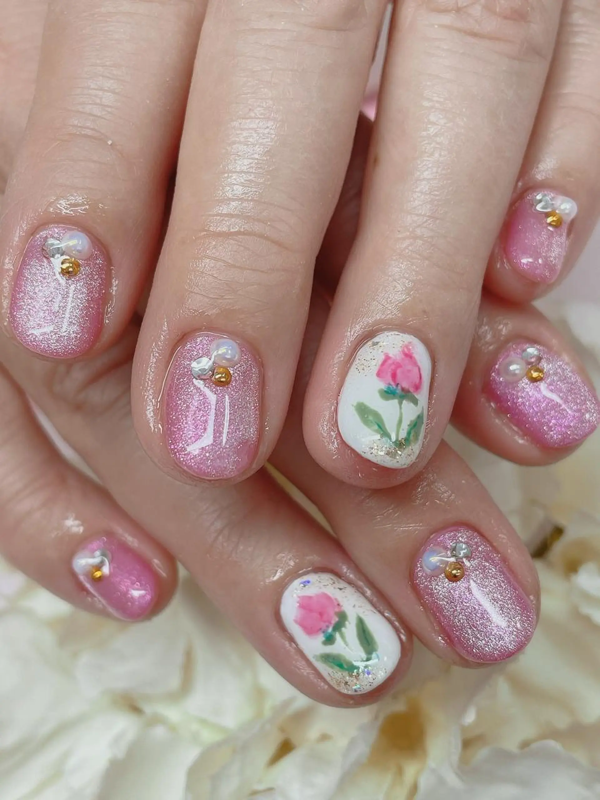 ミディアム TAKAMATSU RINAのネイルデザイン