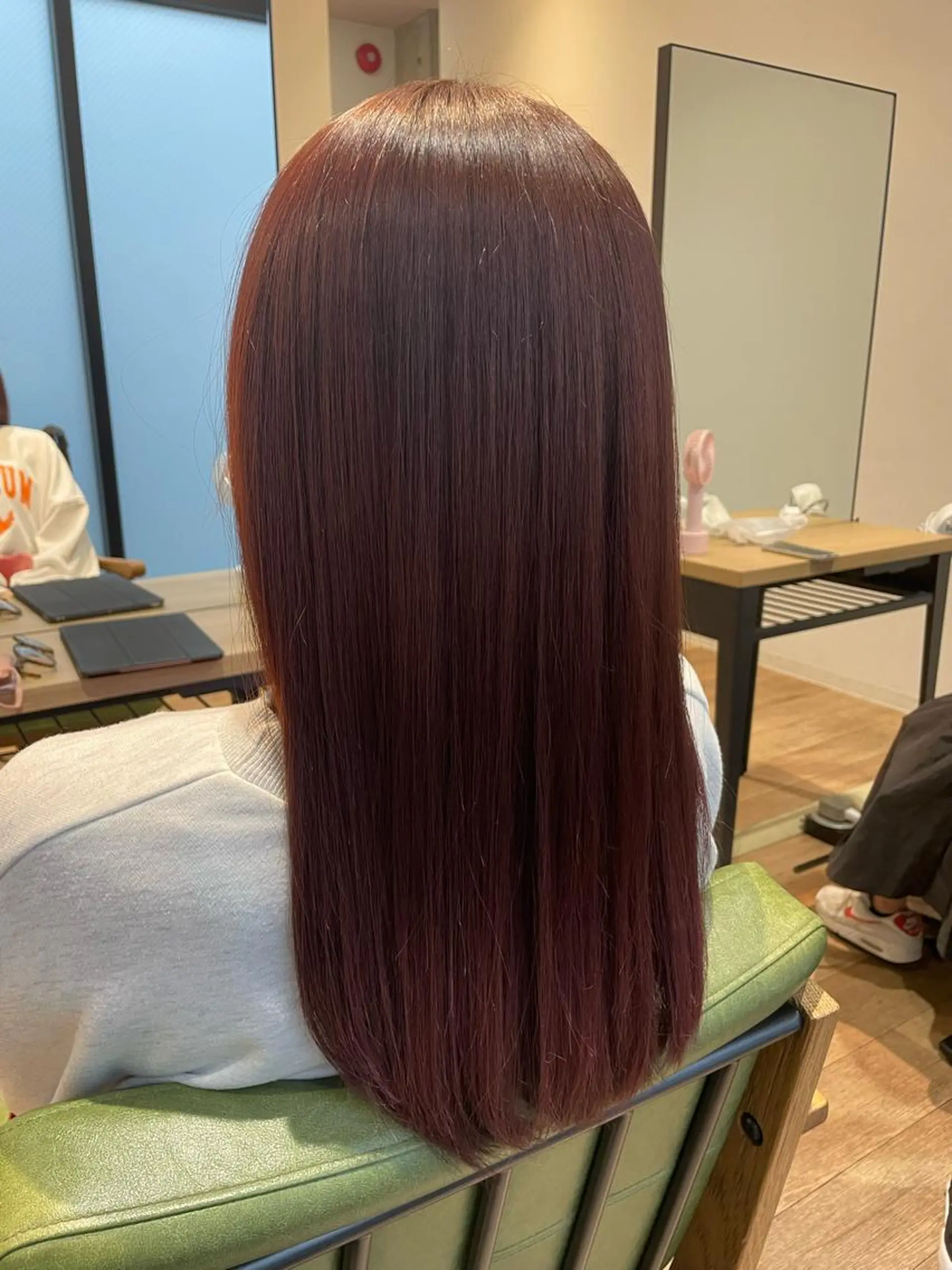 ロング カラー ブリーチ ブラウンカラー ピンクカラー ピンクブラウン 耳つぼ/クロスパーマ /イシグロのヘアスタイル