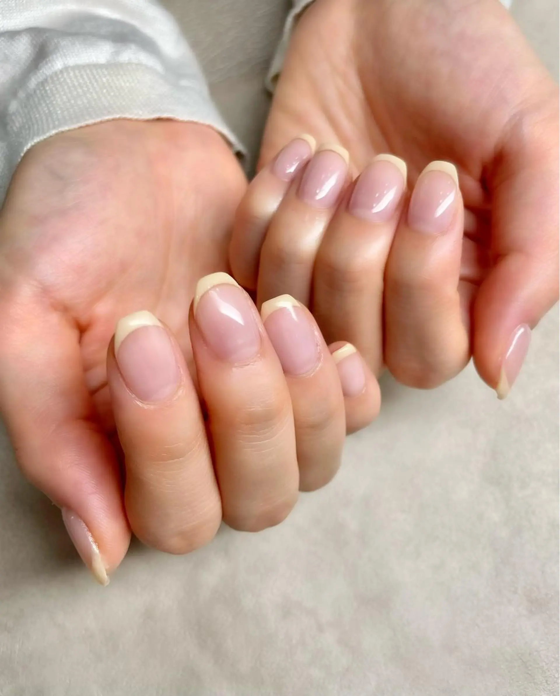 ネイル ホワイト with hues所属・with hues AYAのネイルデザイン