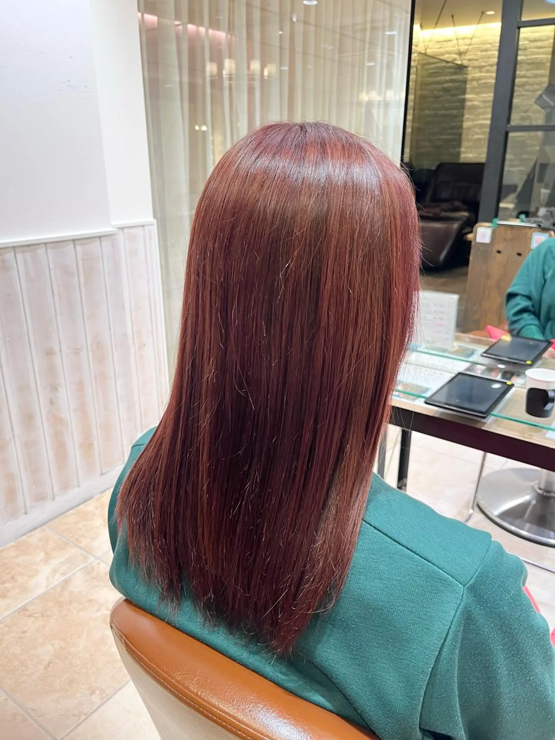 ロング カラー 透け感カラー🌿 小島 りなのヘアスタイル