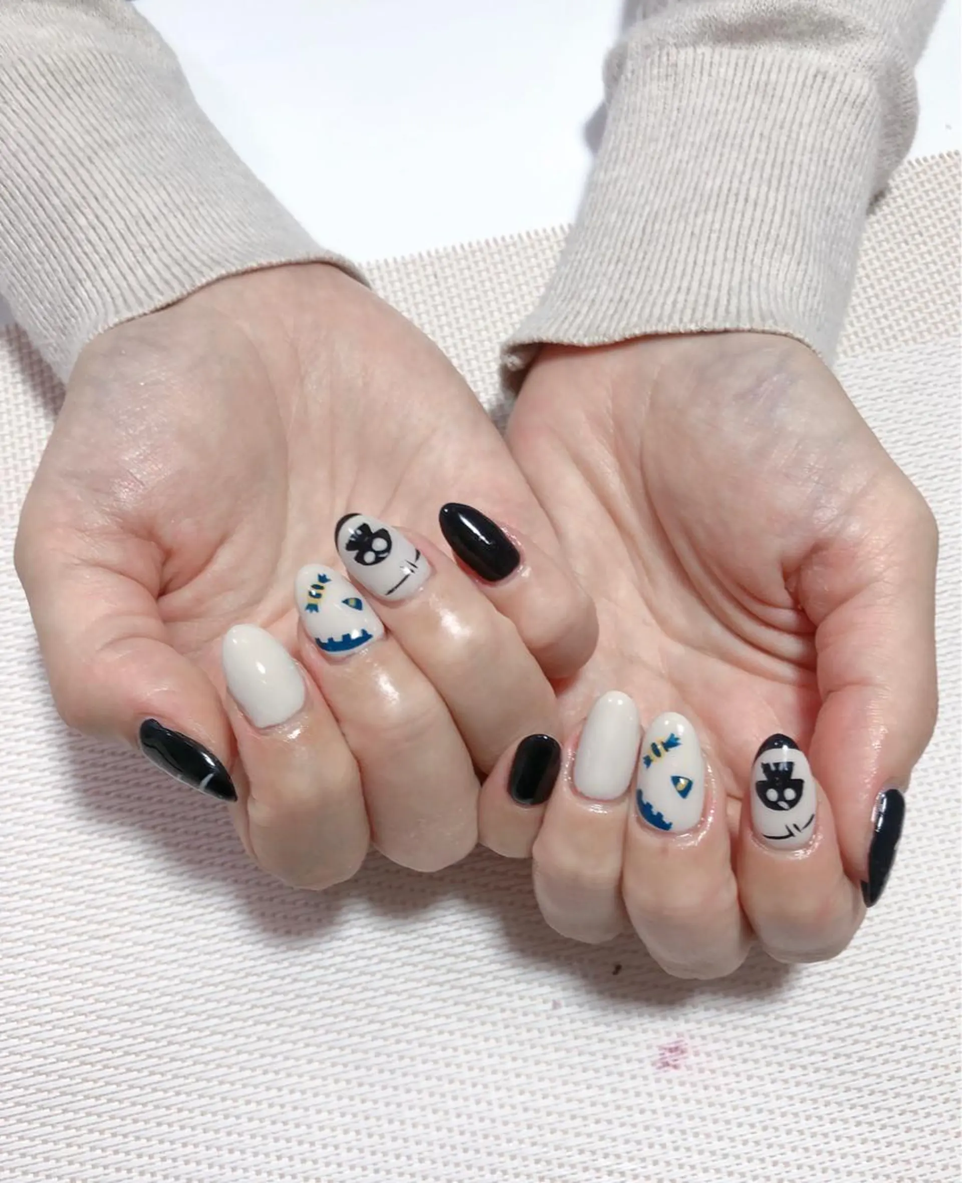 ネイル ハンドネイル VIVIAN リサのネイルデザイン