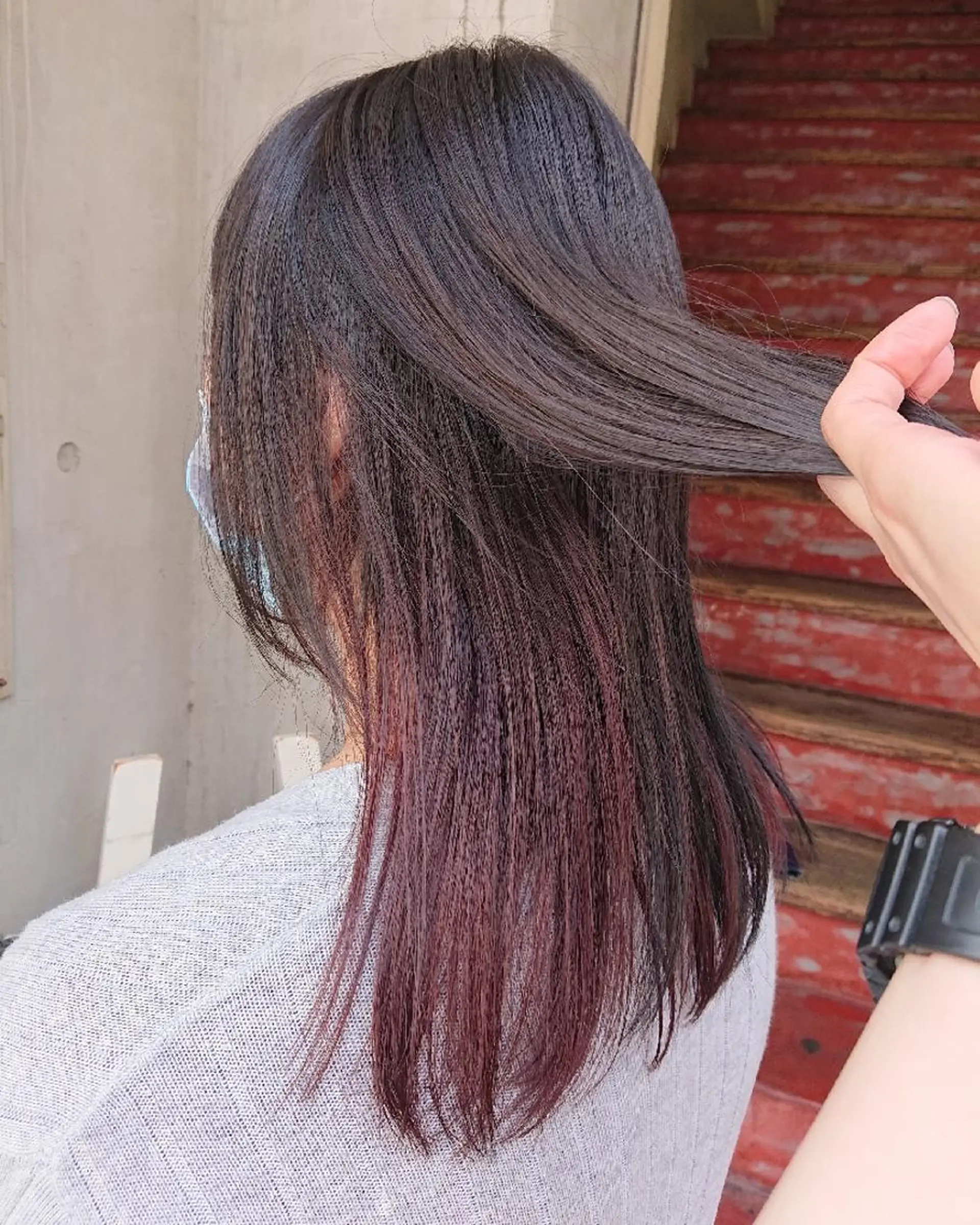 ミディアム カラー ブリーチ カシス インナーカラー ブリーチなしカラー ピンクカラー 「sumi」 AMIのヘアスタイル