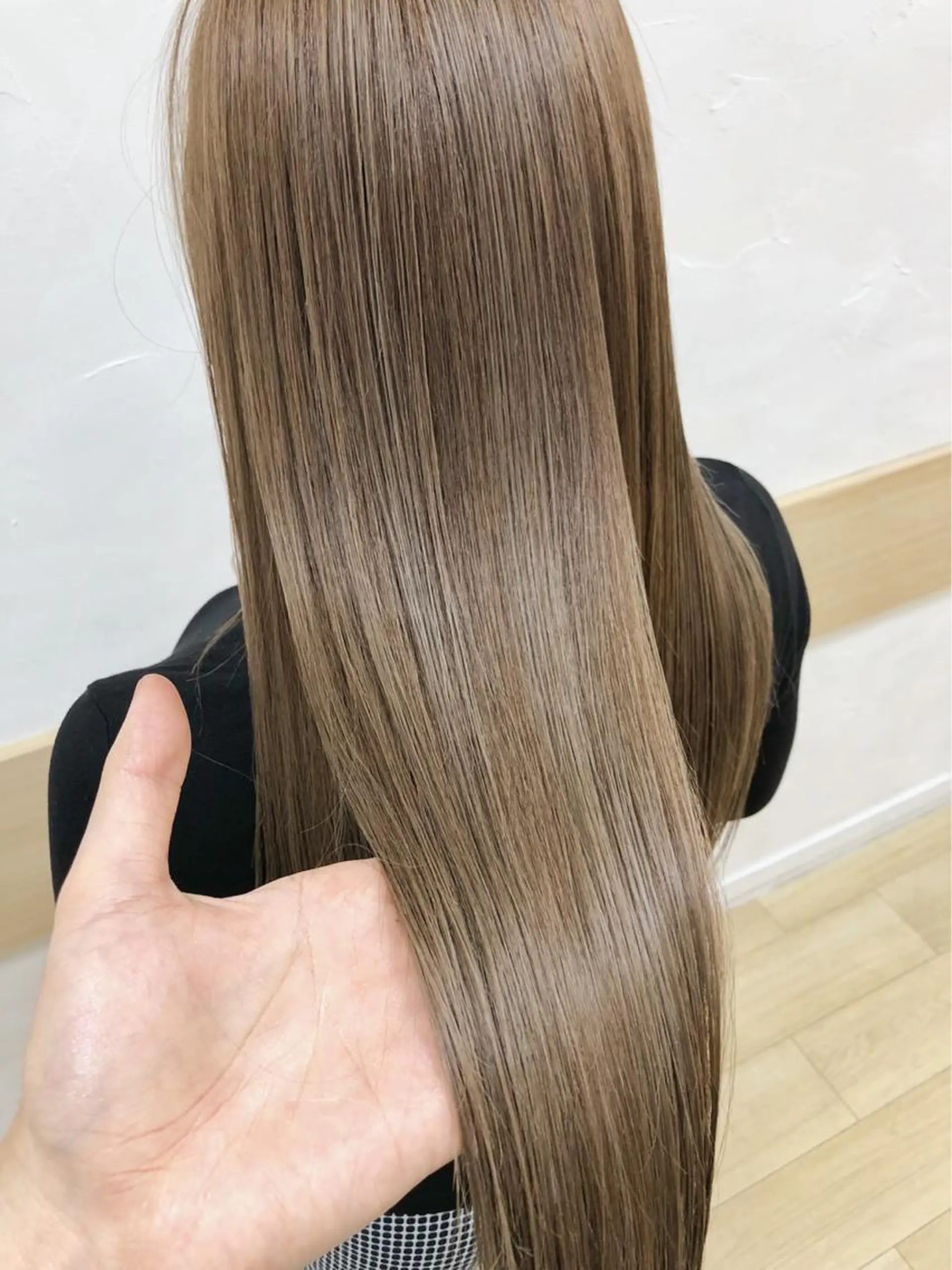 ロング ヘアカラー Ash 亀戸店 岸田奈々👧🏻のヘアスタイル