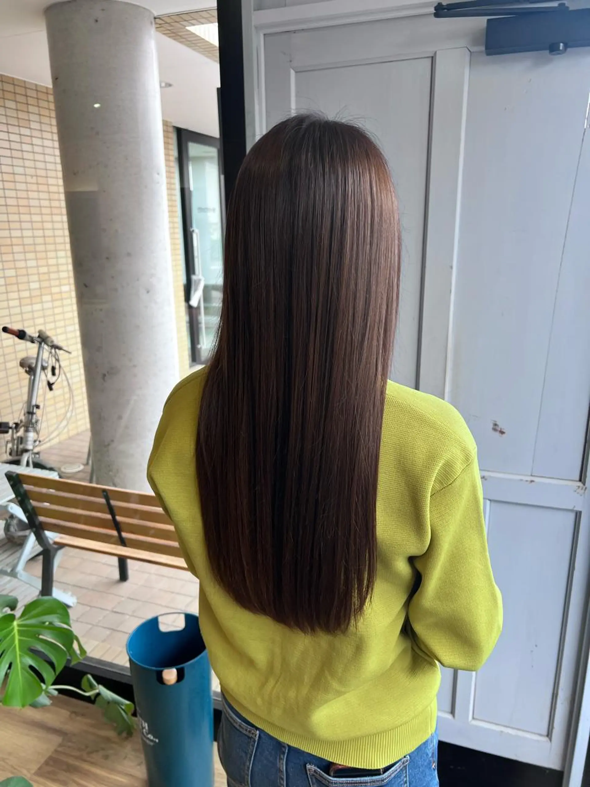 ロング カラー ベージュカラー ヘアカラー トリートメント ツキダテ ユイのヘアスタイル