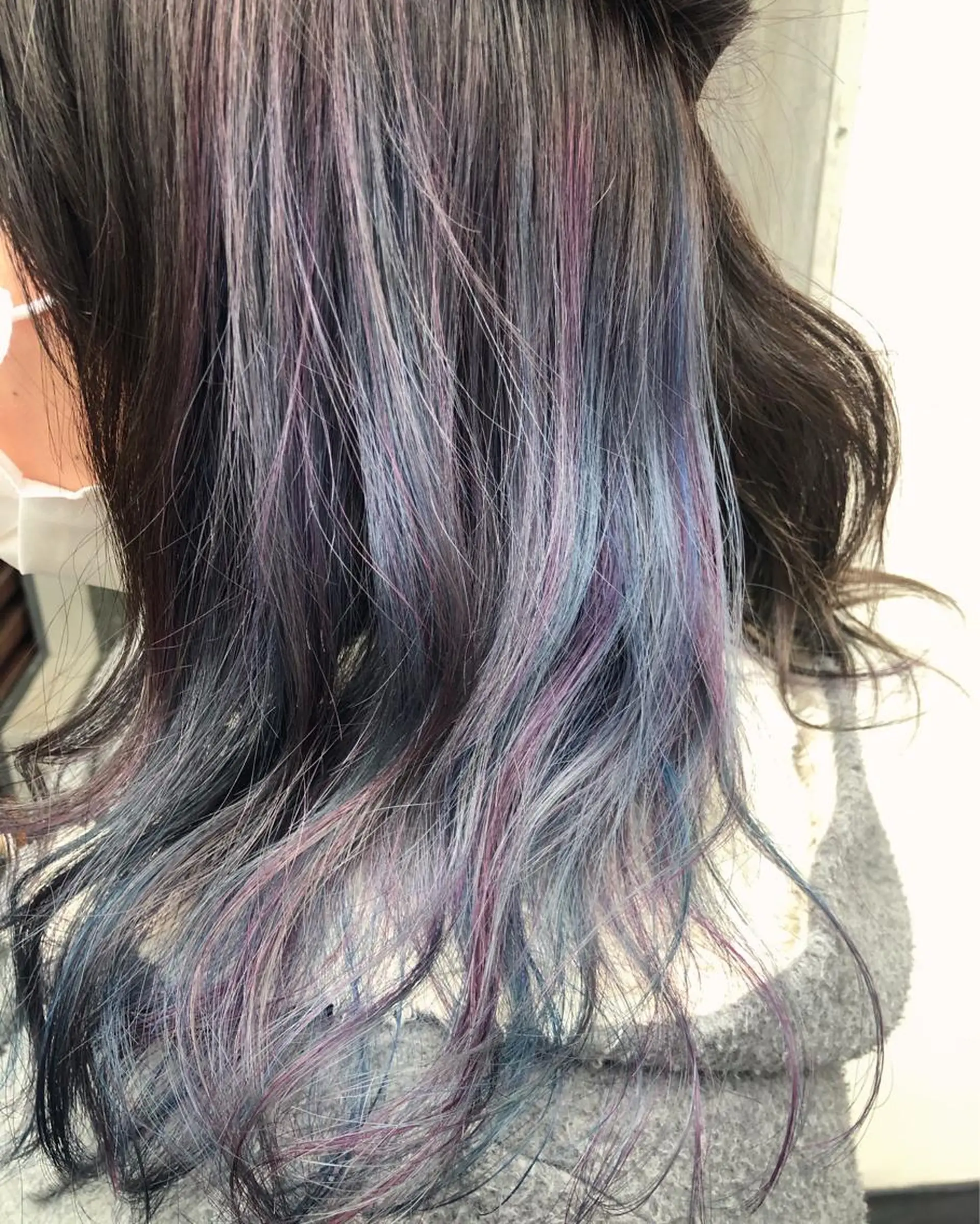 セミロング カラー アッシュ バレイヤージュ ミストバング ベージュカラー ブリーチ カット ヘアカラー トリートメント 原宿サロン代表 デザインカラー伊藤卓のヘアスタイル