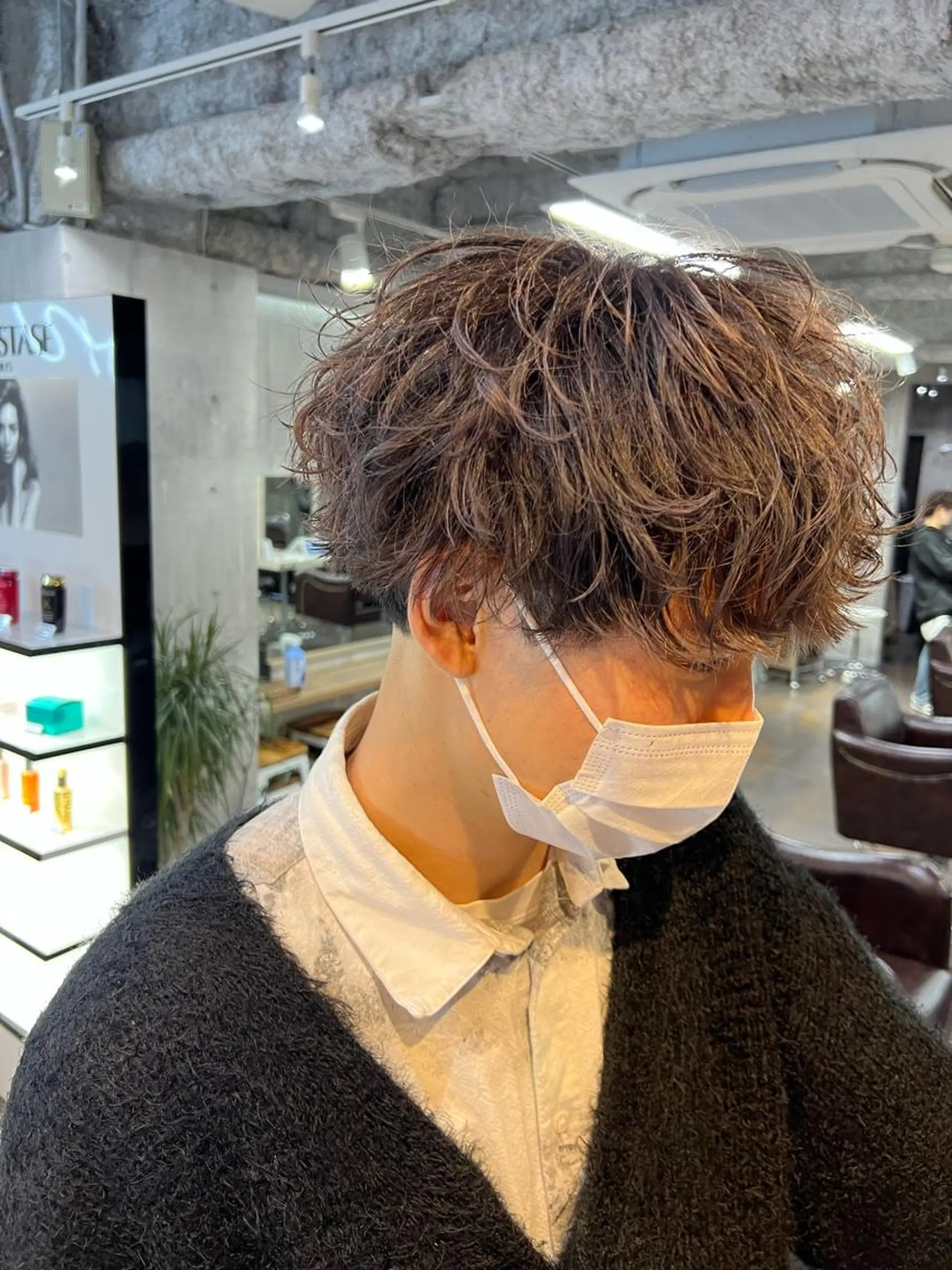 ショート メンズ ネイル マツエク・マツパ アイブロウ プルエクステ メンズバレイヤージュ メンズブリーチ ダウンパーマ フェードカット 韓国/顔周り/透明感 /レイヤー/ひなたのヘアスタイル