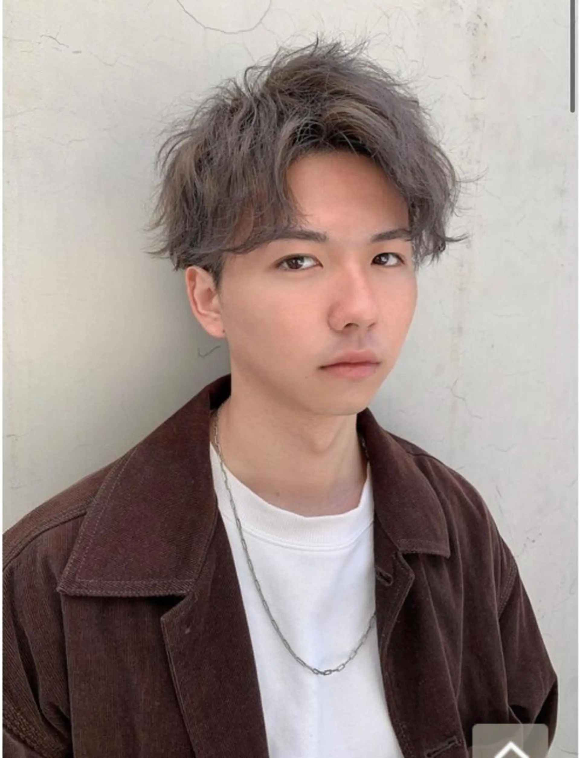 パーマ メンズ センターパート フェードカット メンズハイライト メンズメッシュ マッシュ カット ヘアカラー 大人メンズパーマ メンズ特化　萱原大幹のヘアスタイル