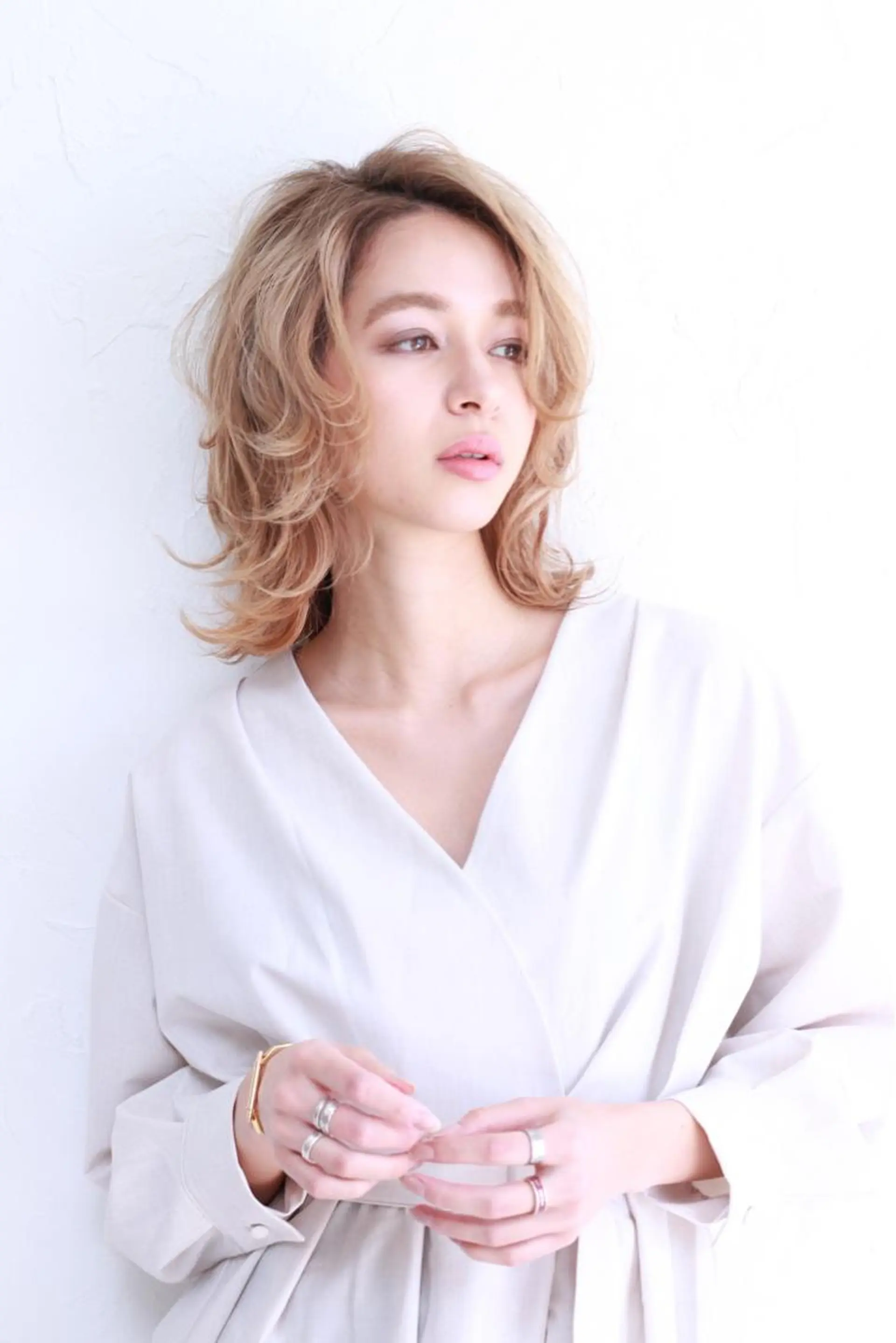 ミディアム 髪質改善ストレート、 カラー清野雄大のヘアスタイル